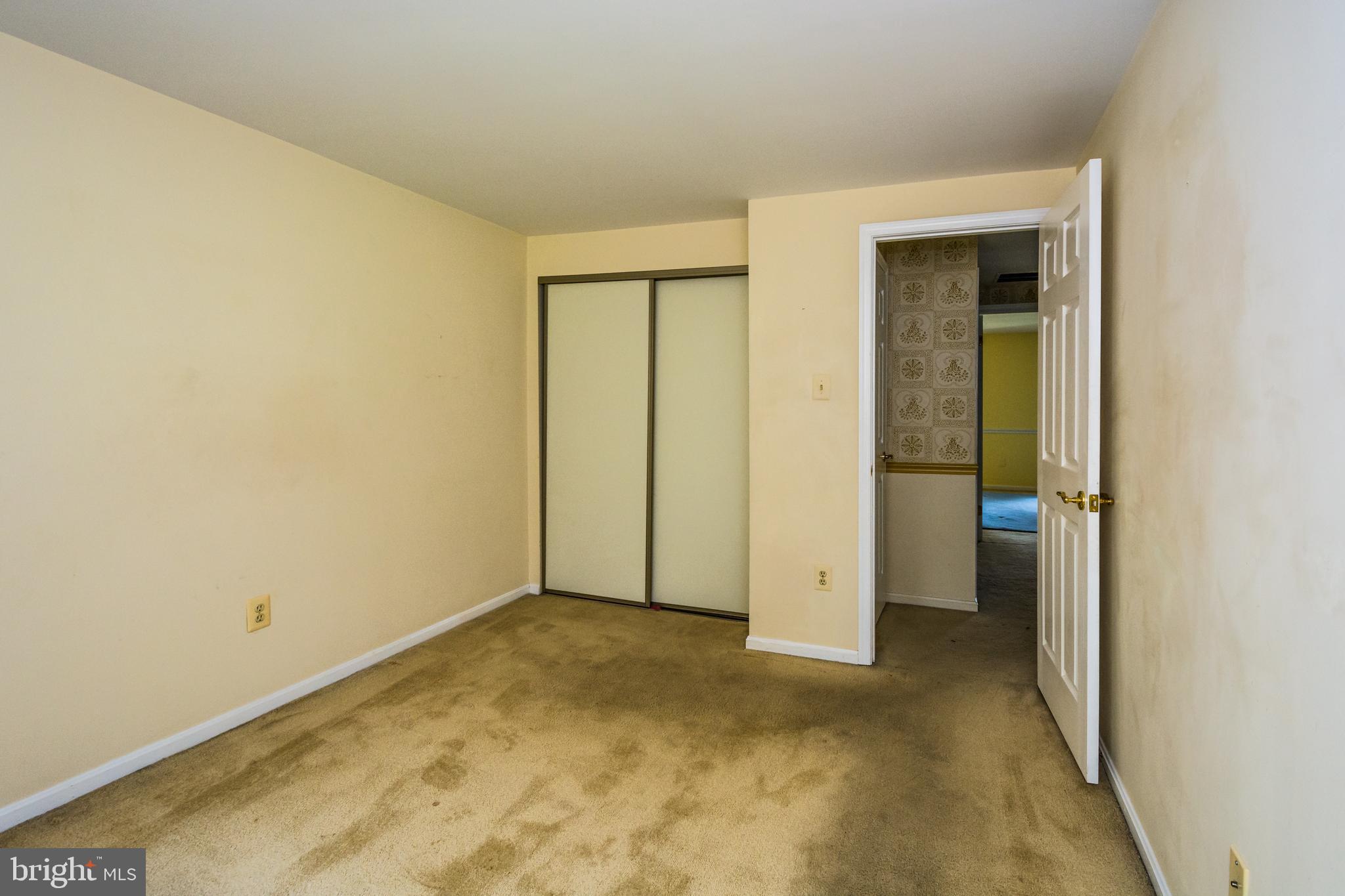 PADONIA COMPLEX - Residential