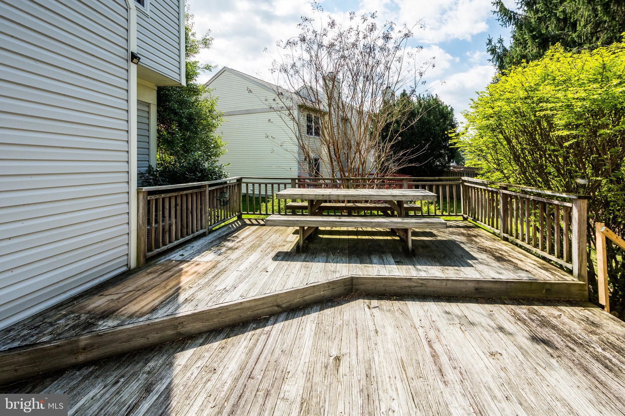 PADONIA COMPLEX - Residential