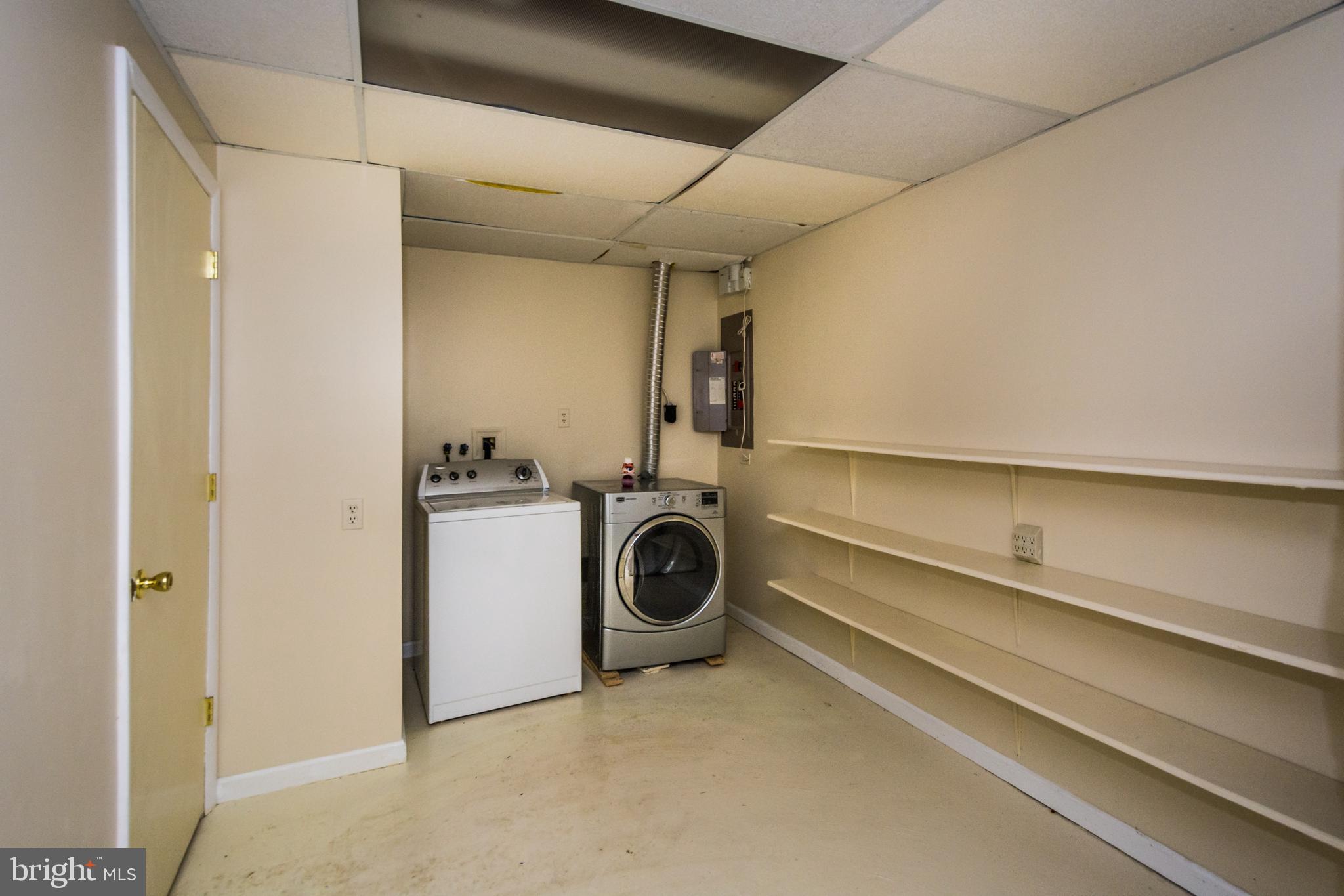 PADONIA COMPLEX - Residential