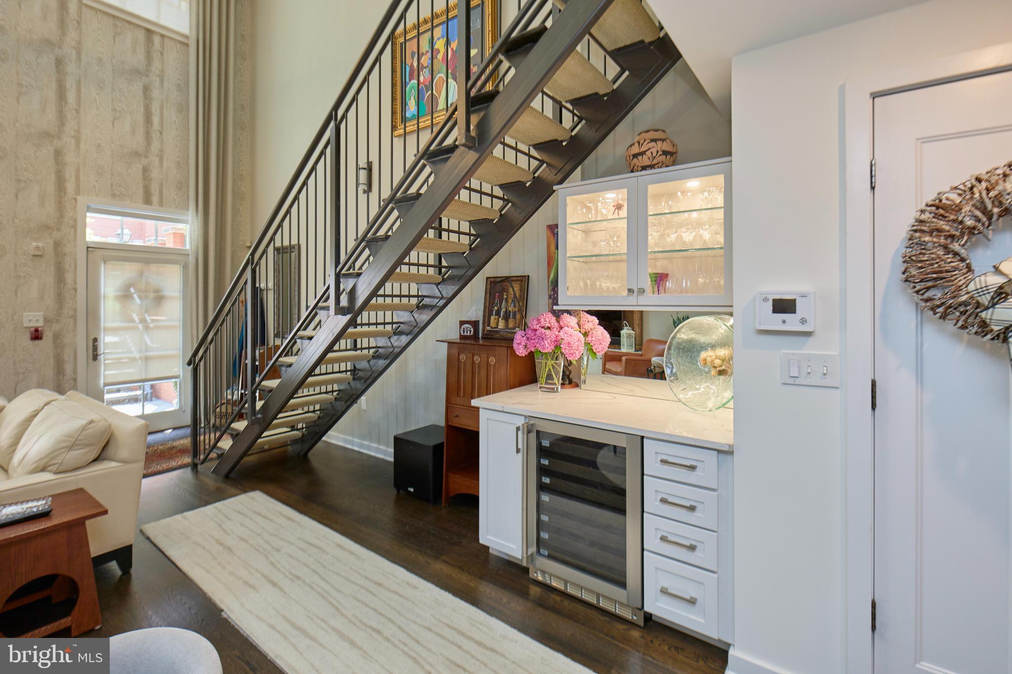 GASLIGHT SQUARE - Residential