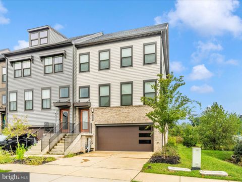 Photo of 7601 Chert Court, GLEN BURNIE, MD 21060 (MLS # MDAA2127950)