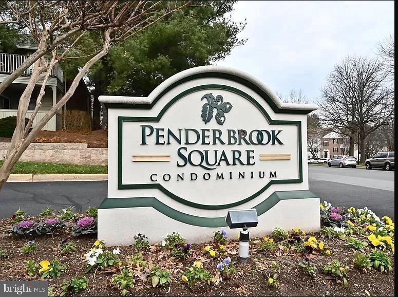 PENDERBROOK SQUARE CONDOMINIUMS - Residential Lease