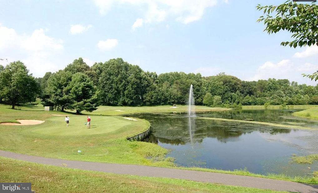 PENDERBROOK SQUARE CONDOMINIUMS - Residential Lease