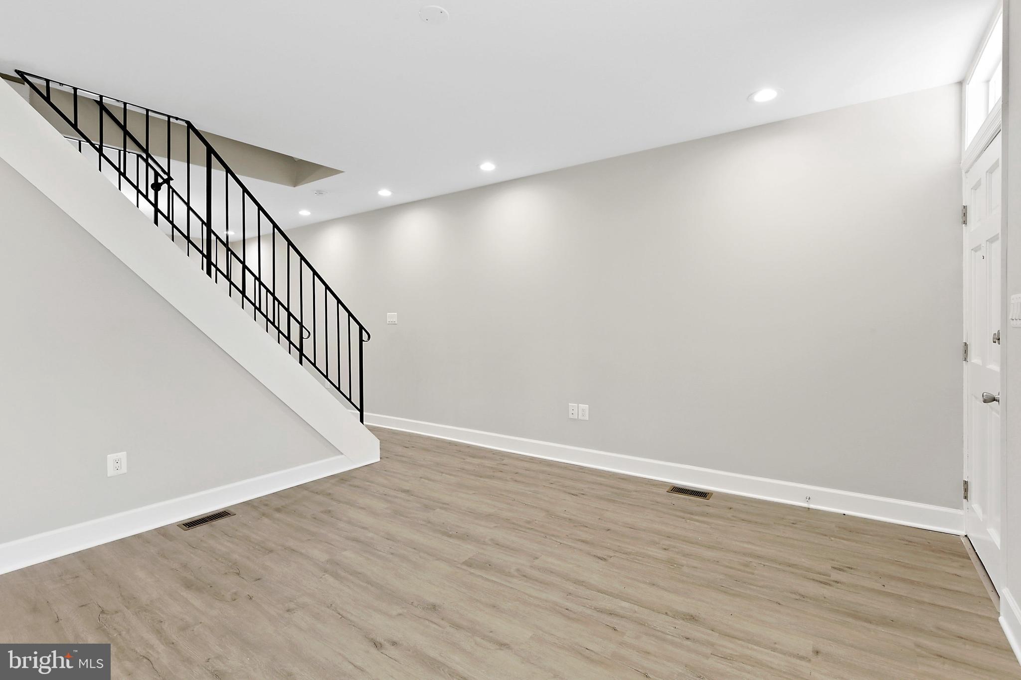 HAMPDEN HISTORIC DISTRICT - Residential Lease