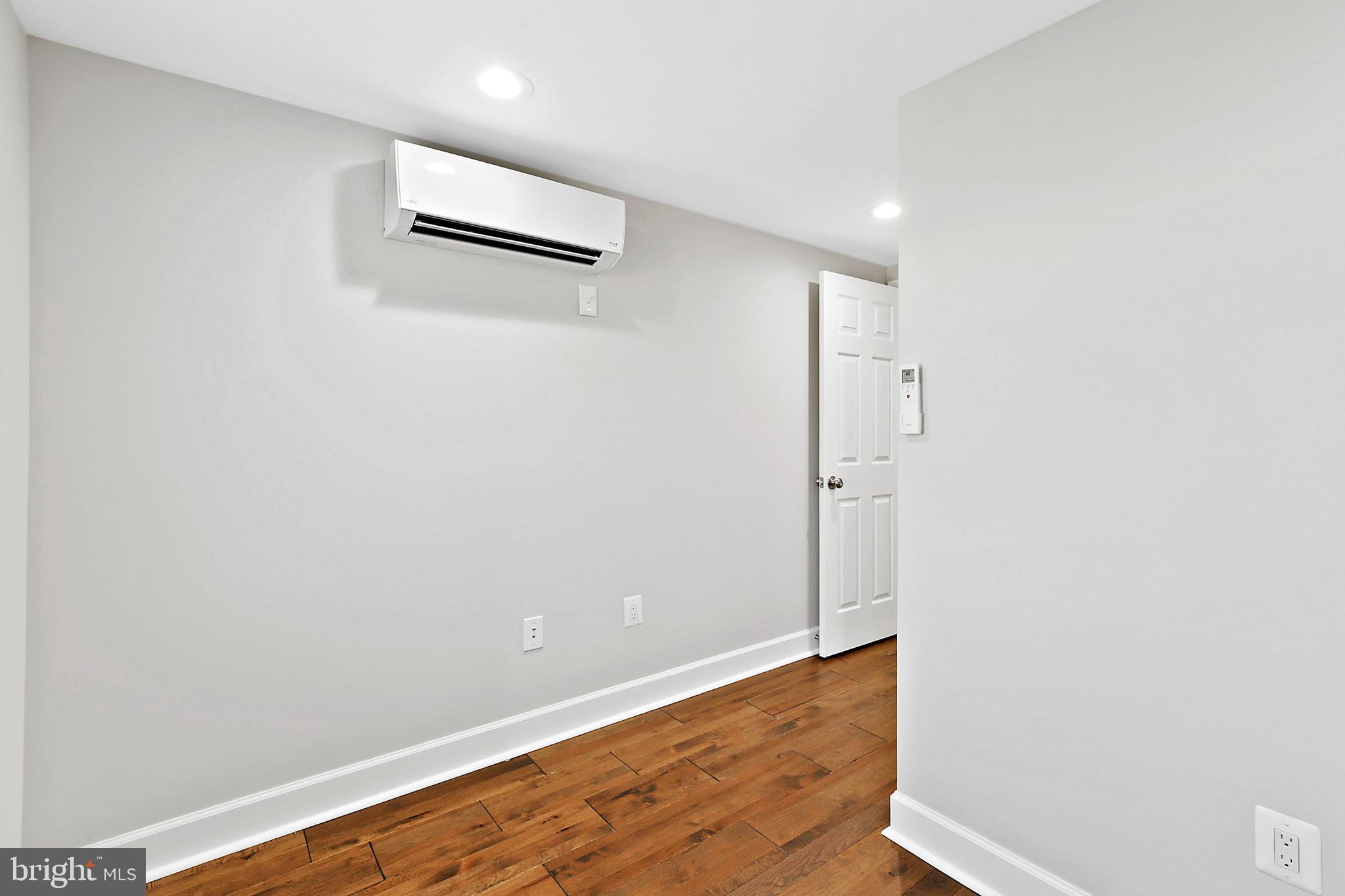 HAMPDEN HISTORIC DISTRICT - Residential Lease