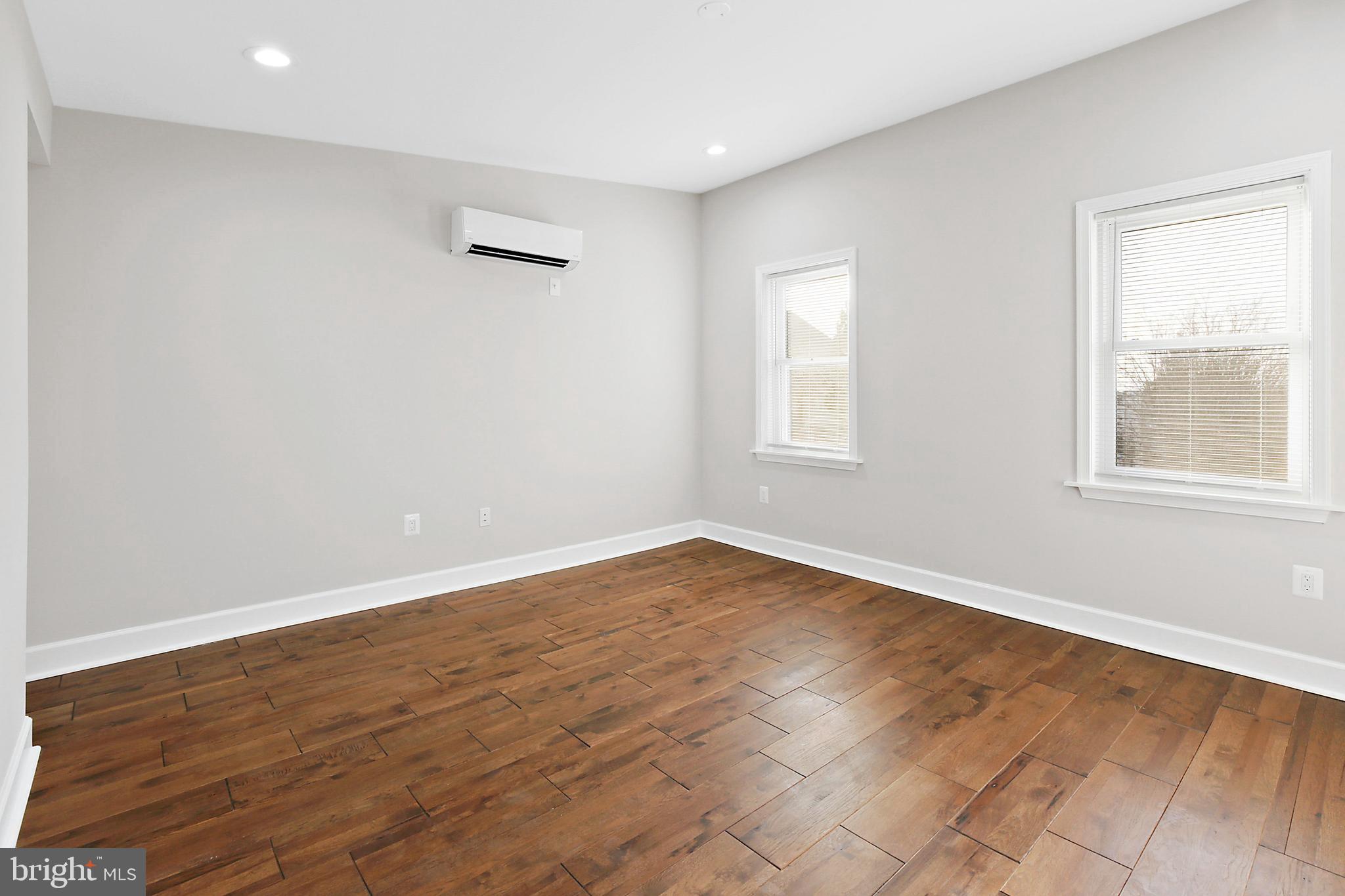 HAMPDEN HISTORIC DISTRICT - Residential Lease