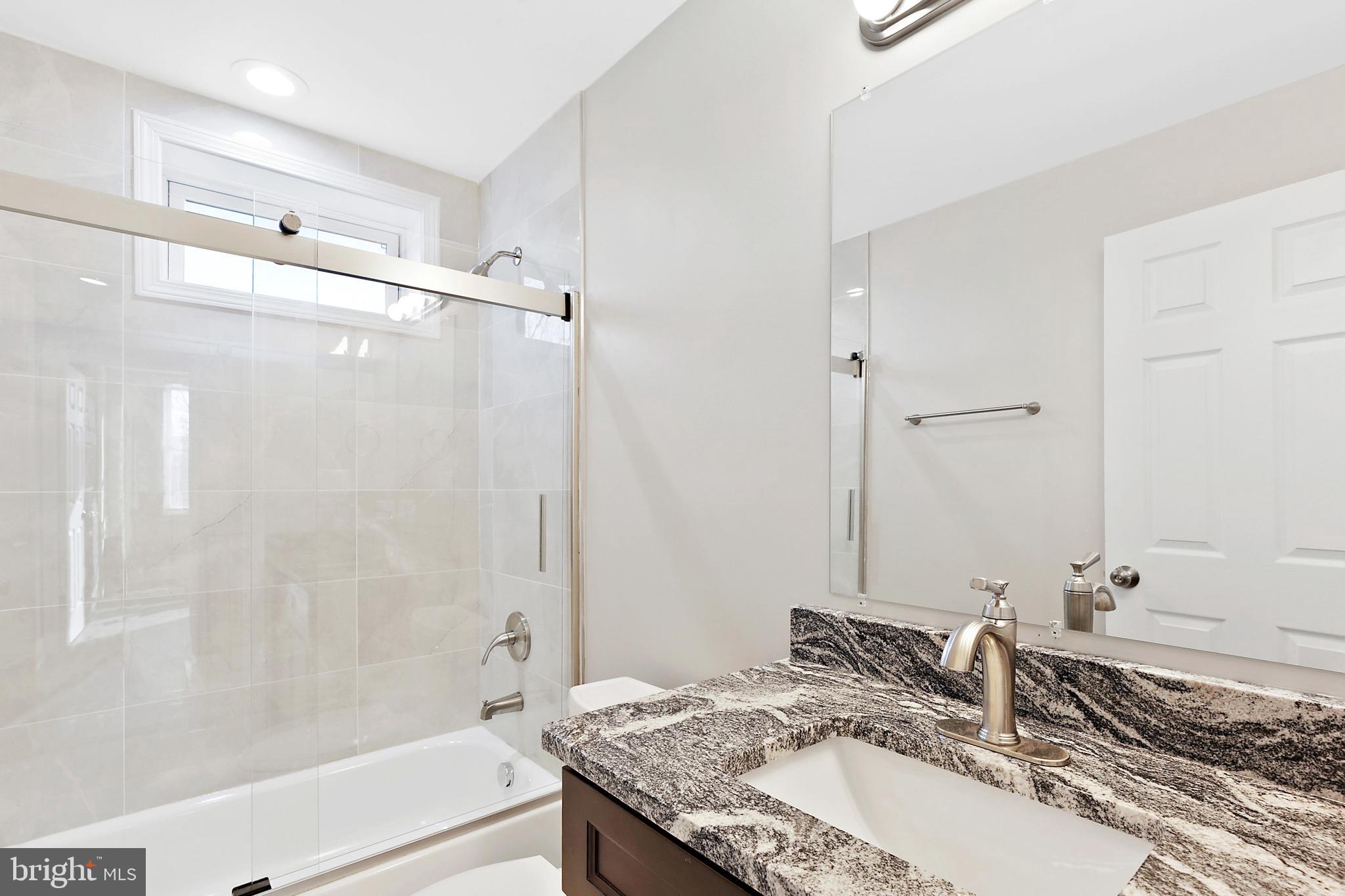 HAMPDEN HISTORIC DISTRICT - Residential Lease