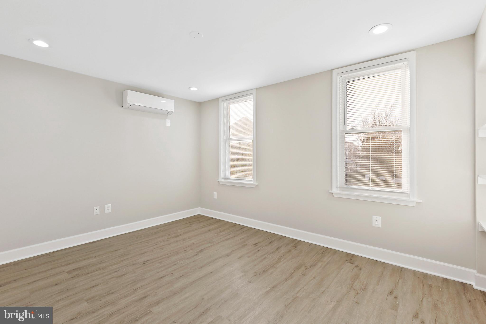 HAMPDEN HISTORIC DISTRICT - Residential Lease