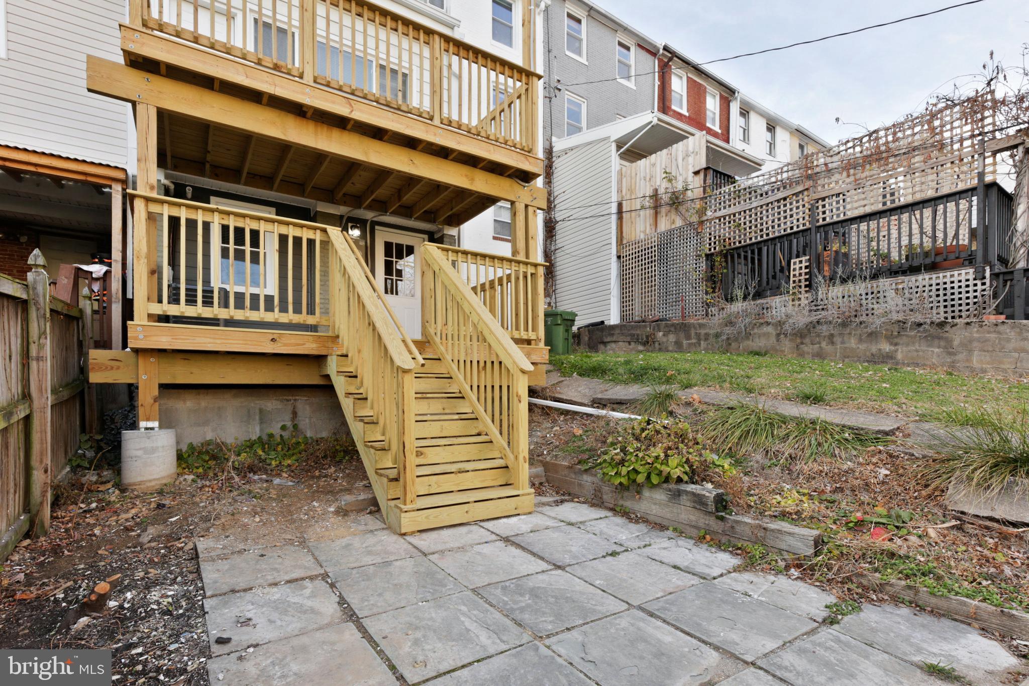 HAMPDEN HISTORIC DISTRICT - Residential Lease