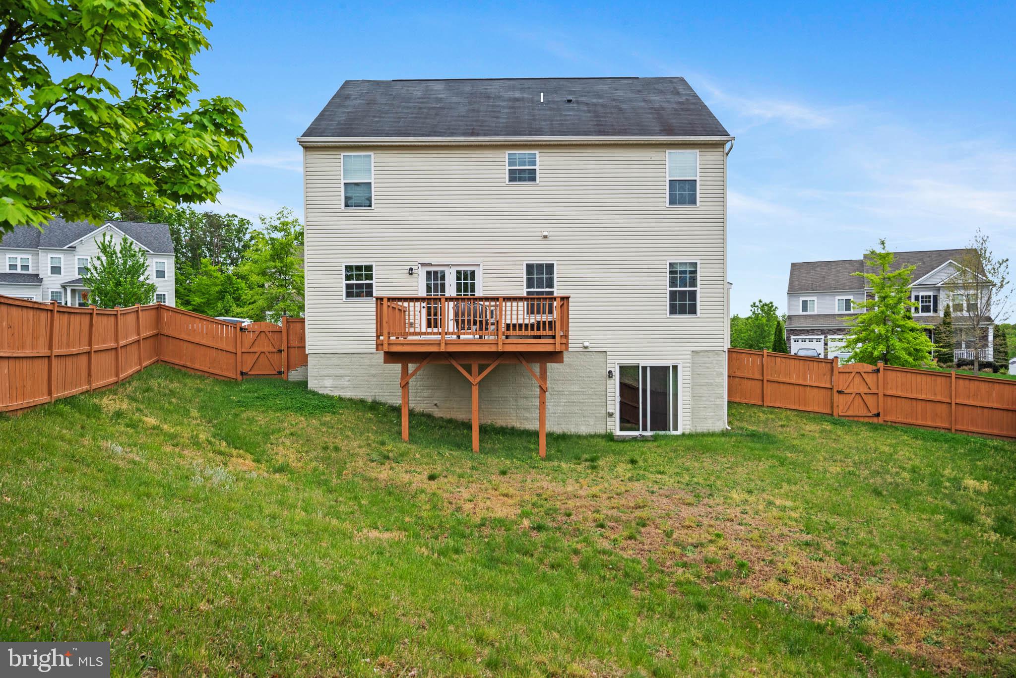 3214 FLEDGLING CIRCLE
