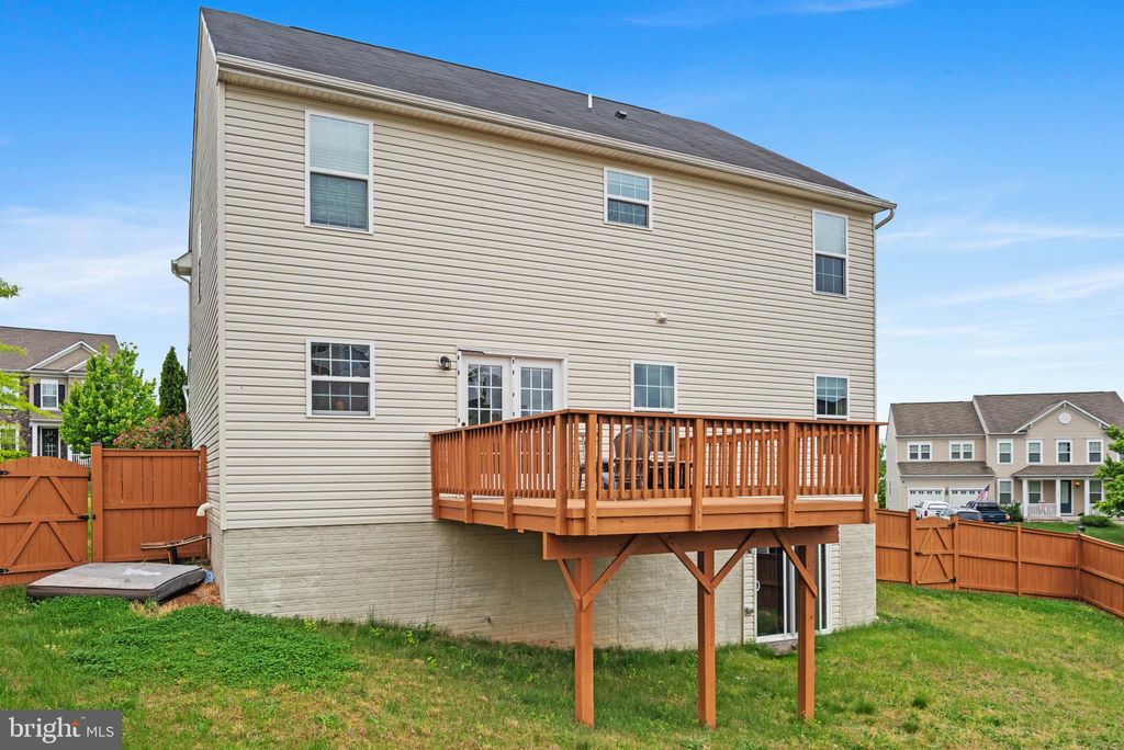 Photo of 3214 Fledgling Circle, WOODBRIDGE, VA 22193 (MLS # VAPW2113832)