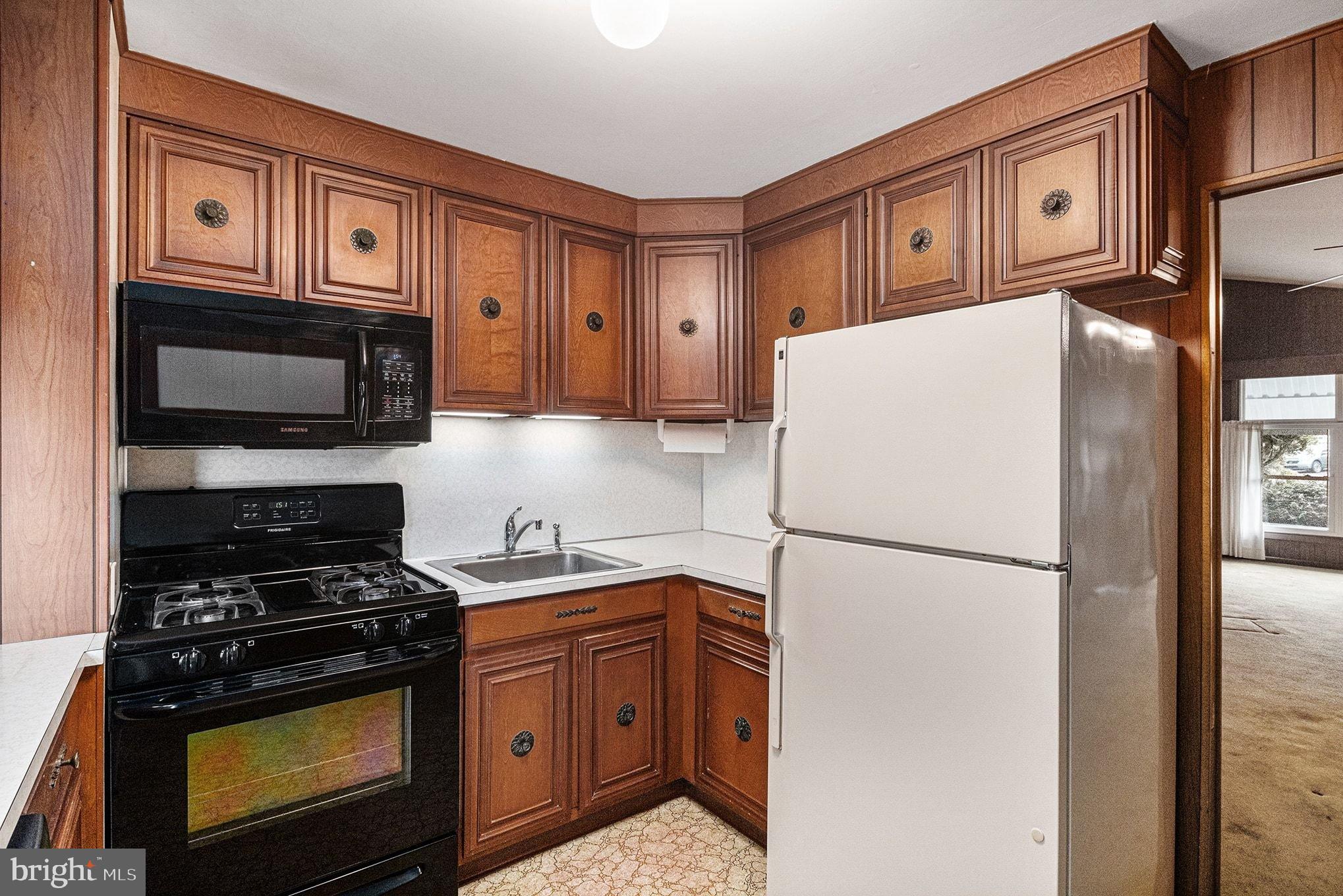 IVY RIDGE - Residential