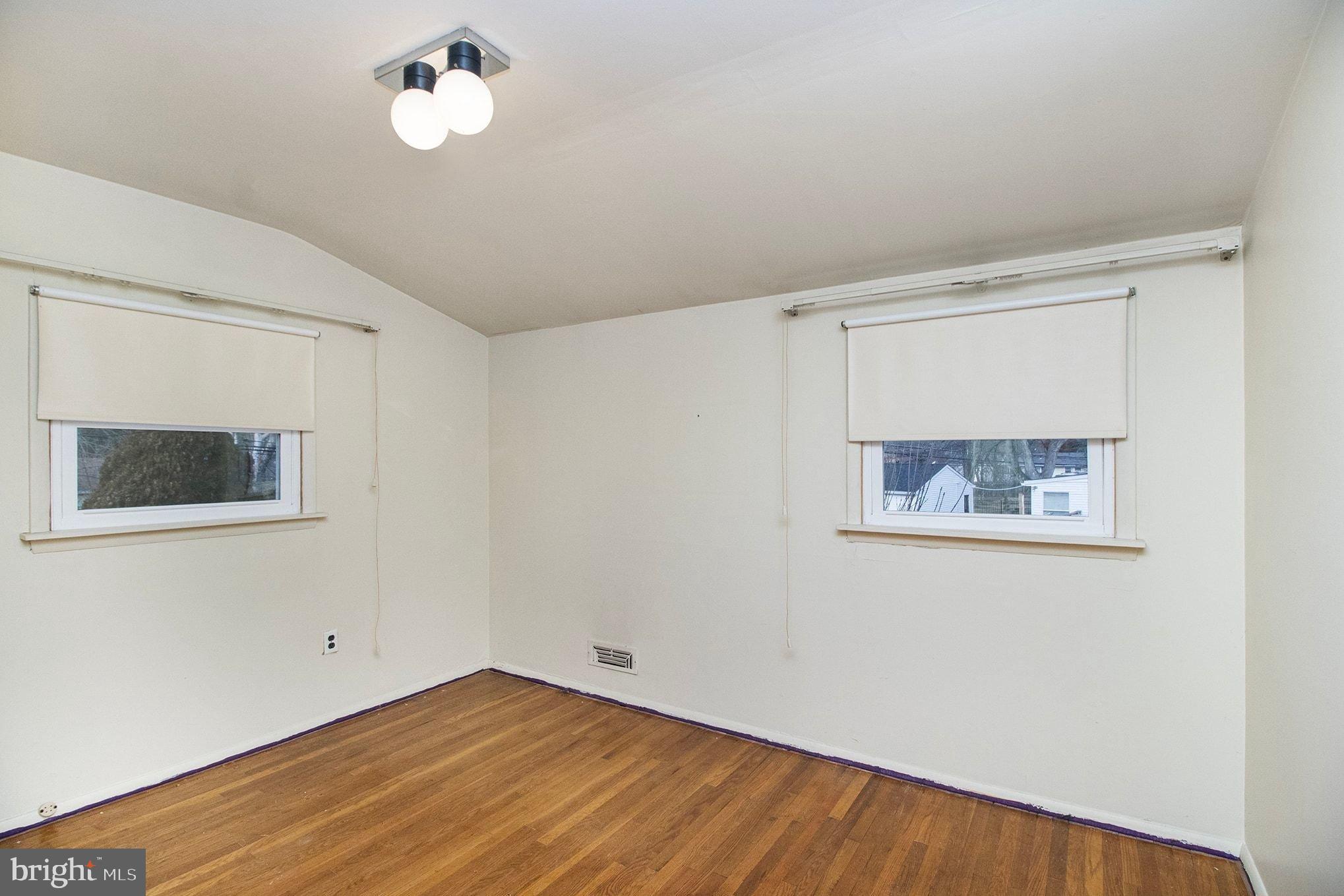 IVY RIDGE - Residential