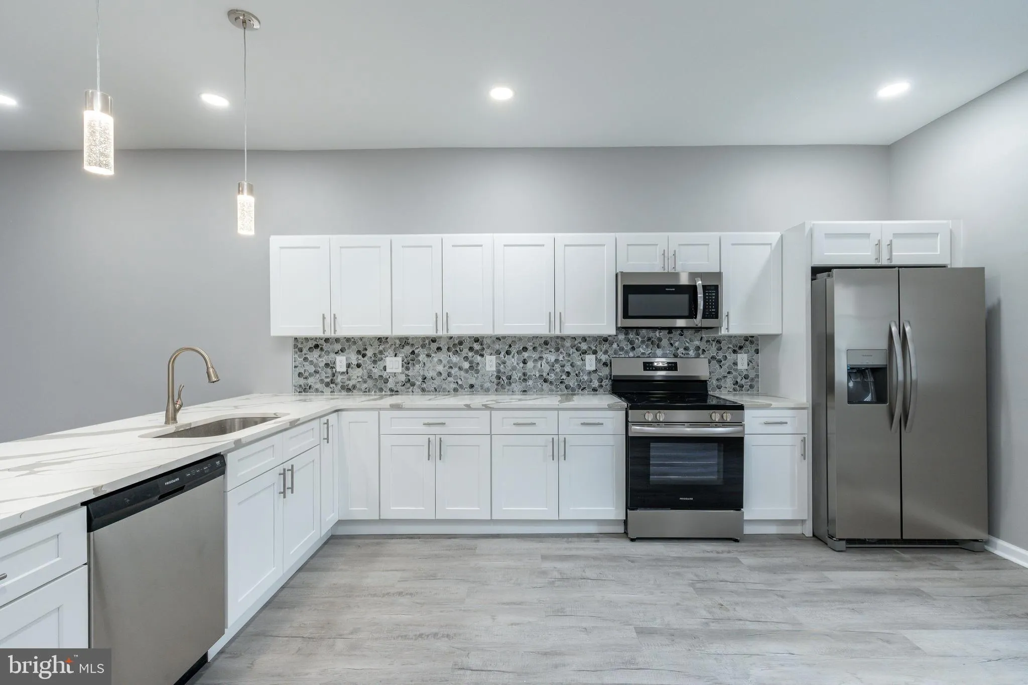 Philadelphia, Pennsylvania 19143, United States, 3 Bedrooms Bedrooms, ,3 BathroomsBathrooms,Residential,Active,109112