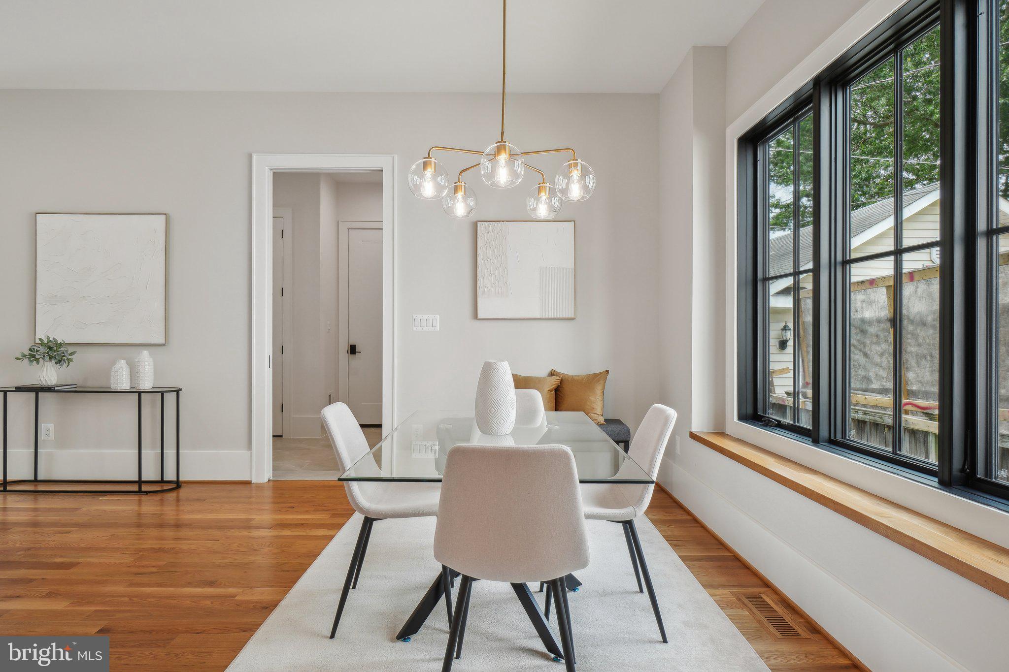 ADDISON HEIGHTS - Residential