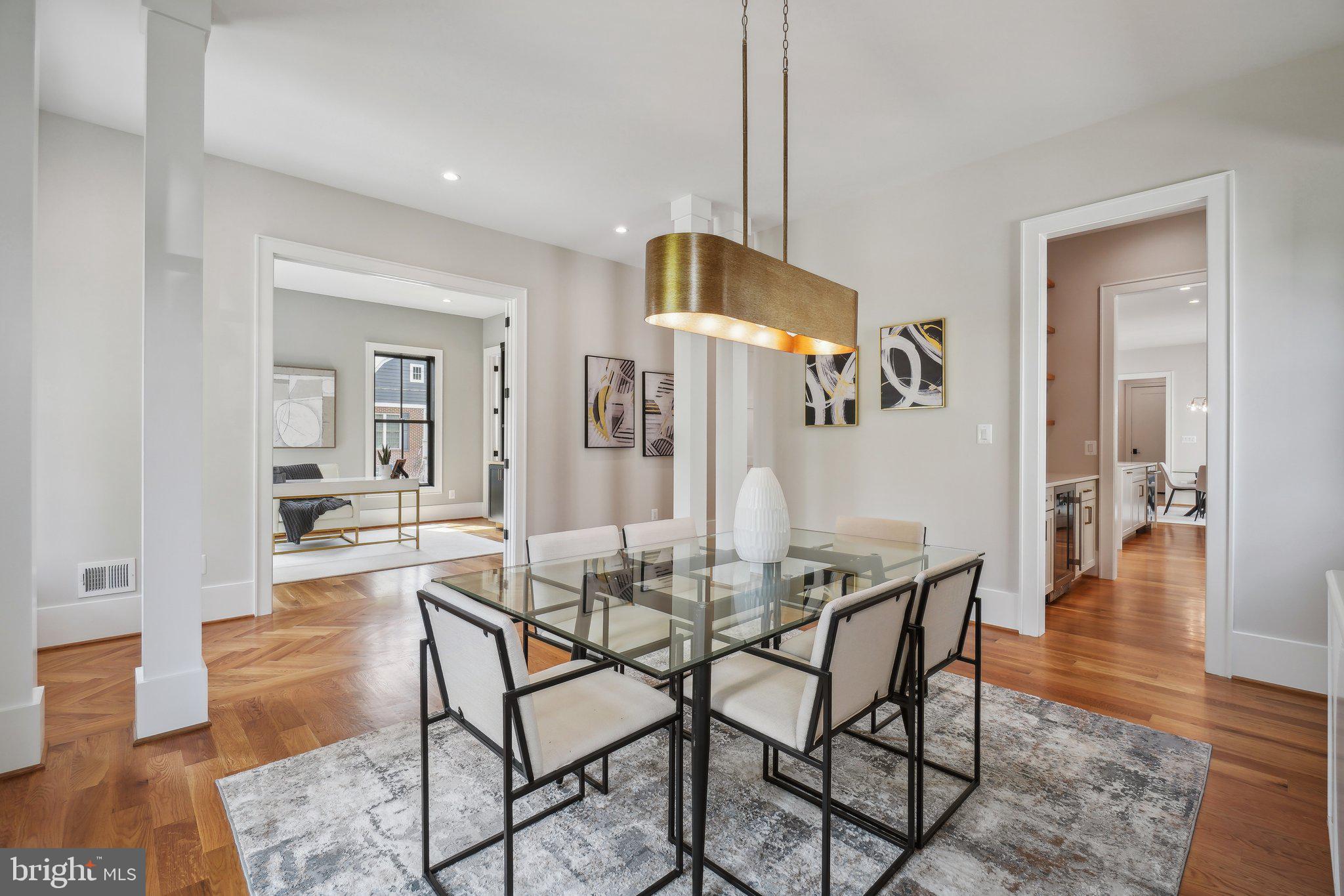 ADDISON HEIGHTS - Residential