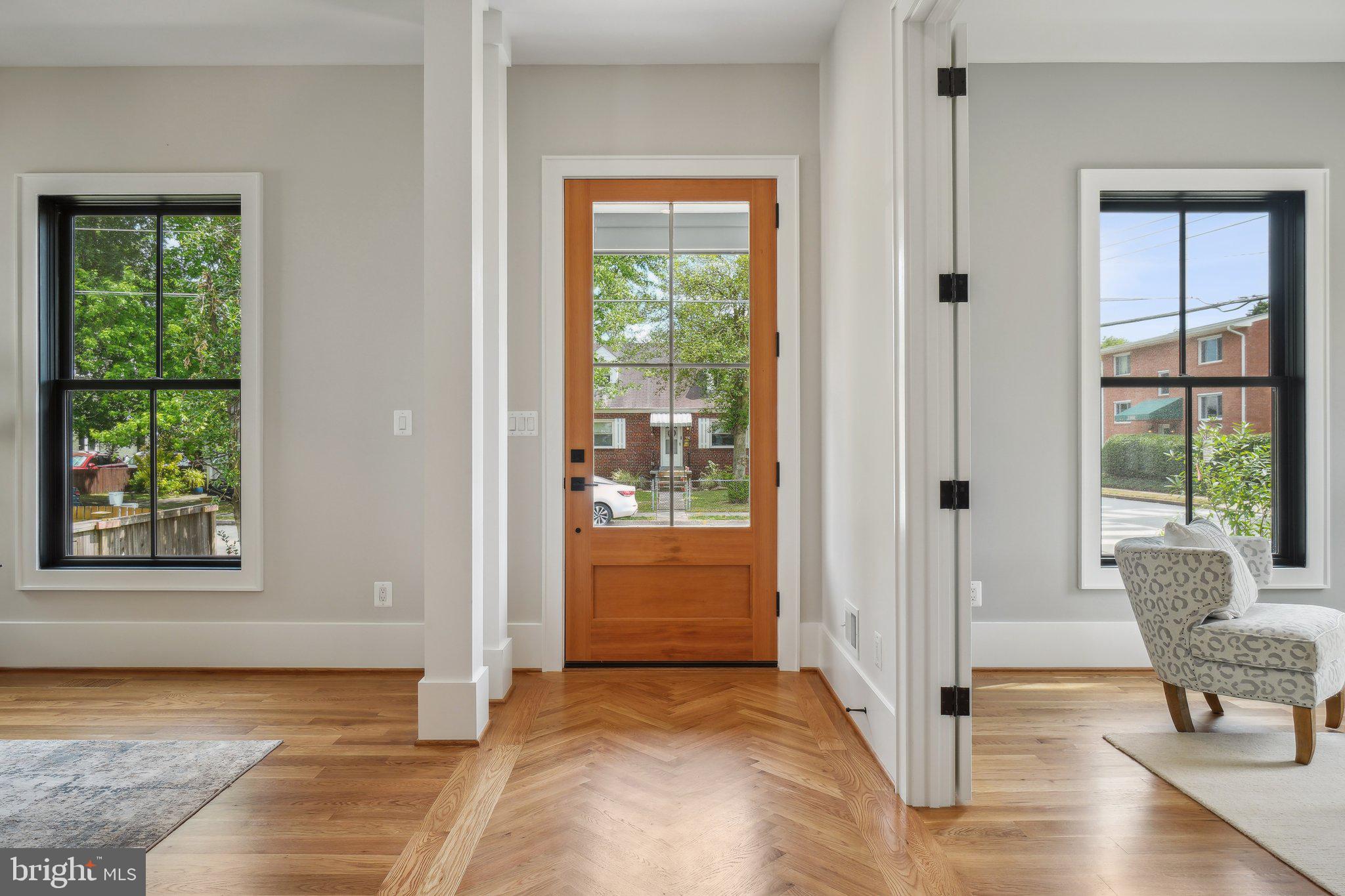 ADDISON HEIGHTS - Residential