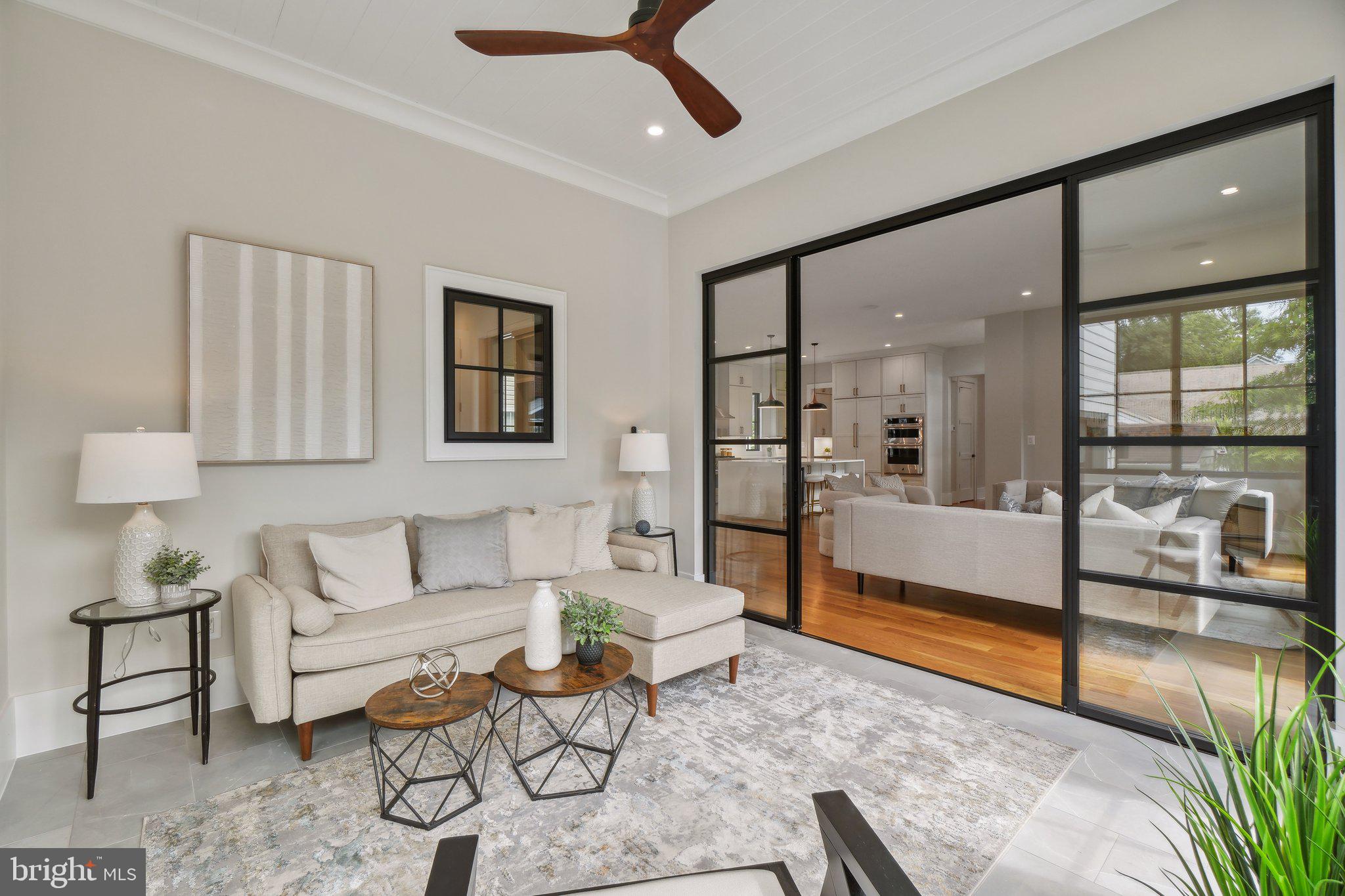 ADDISON HEIGHTS - Residential