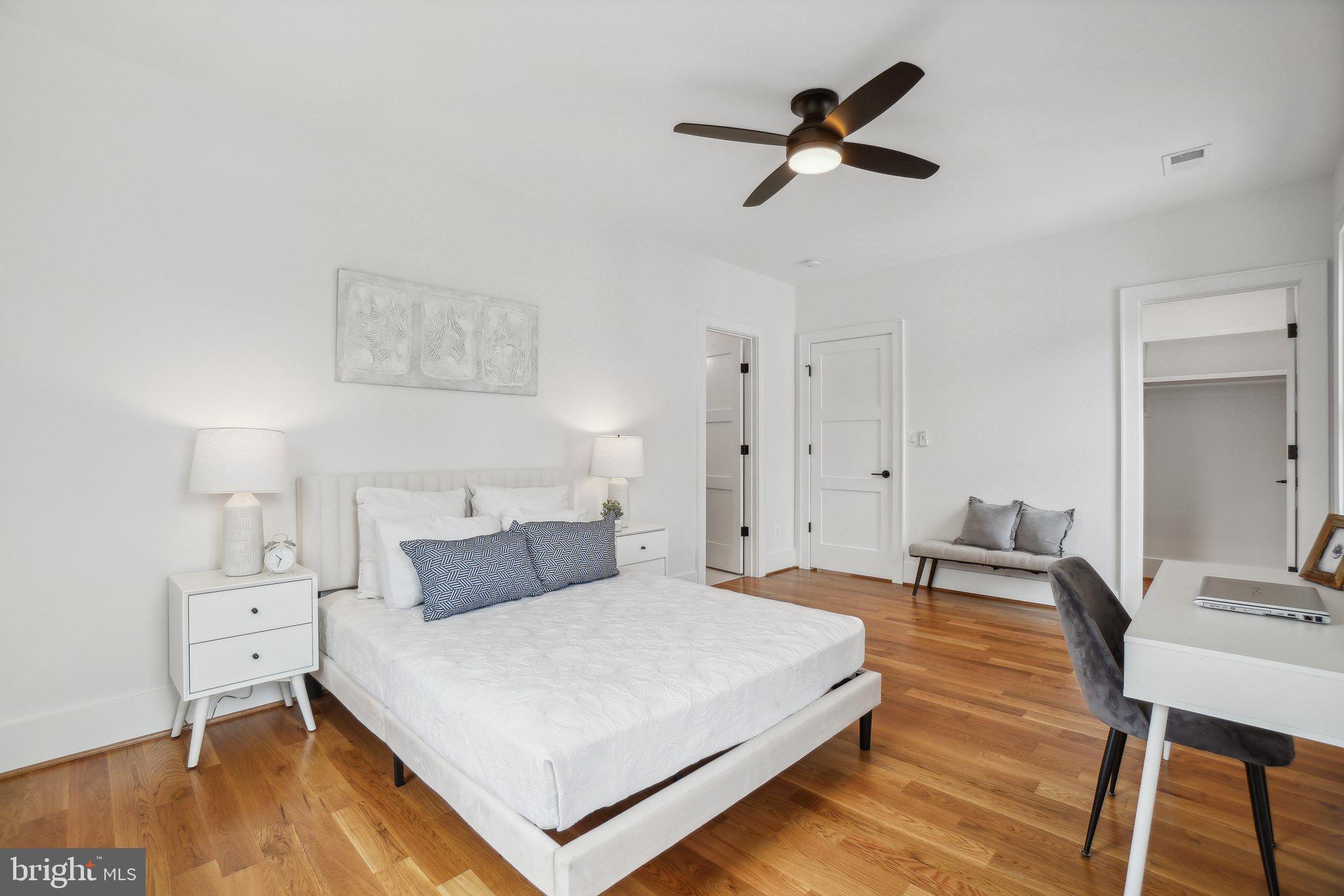 ADDISON HEIGHTS - Residential