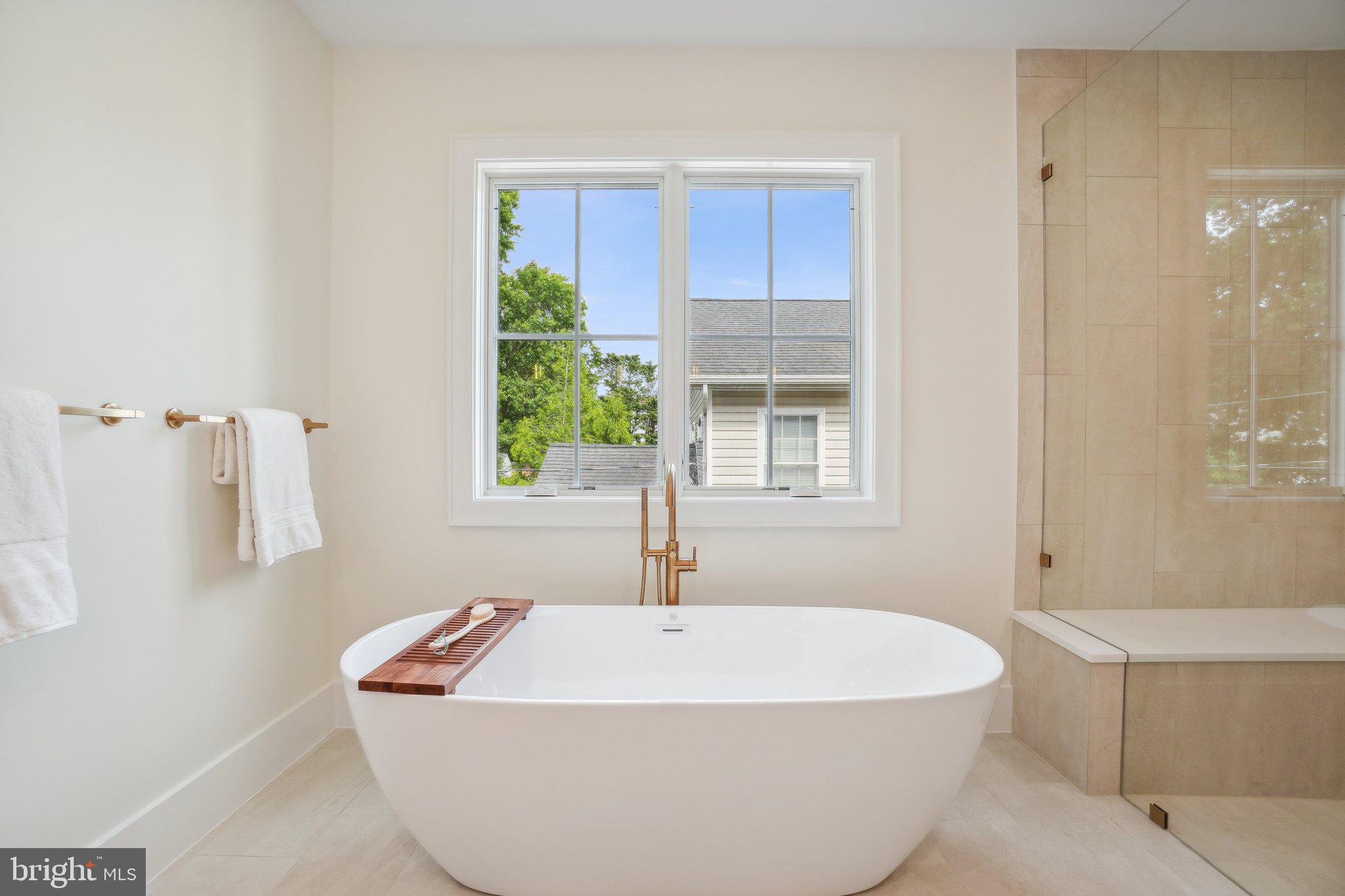 ADDISON HEIGHTS - Residential