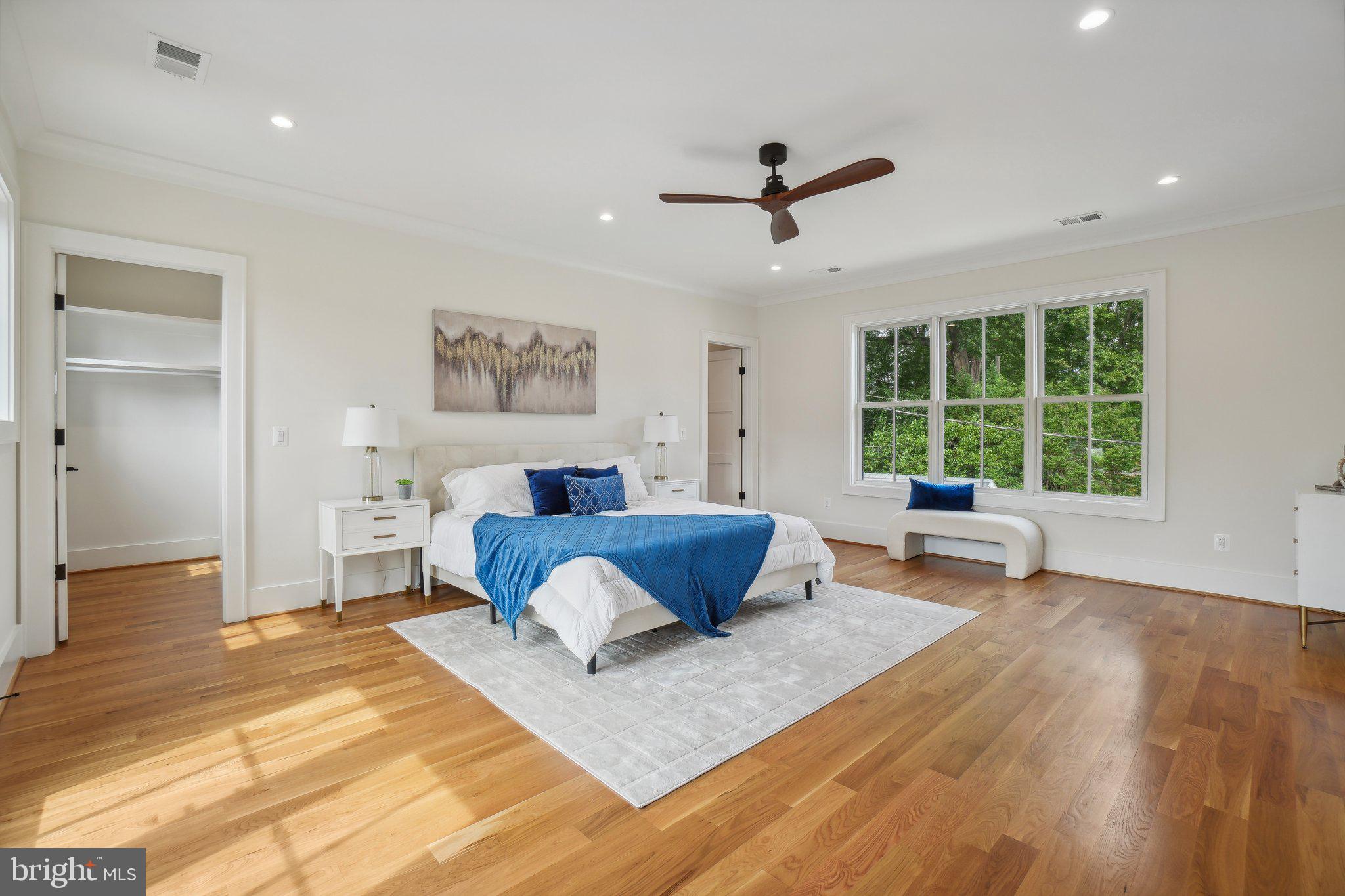 ADDISON HEIGHTS - Residential