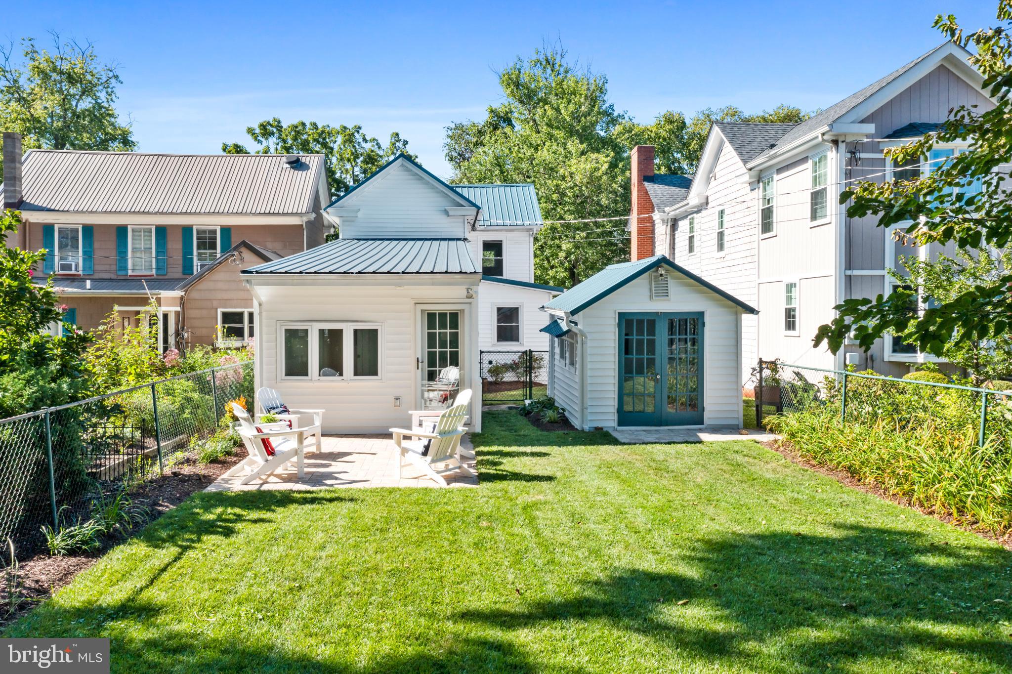 204 W CHEW AVENUE