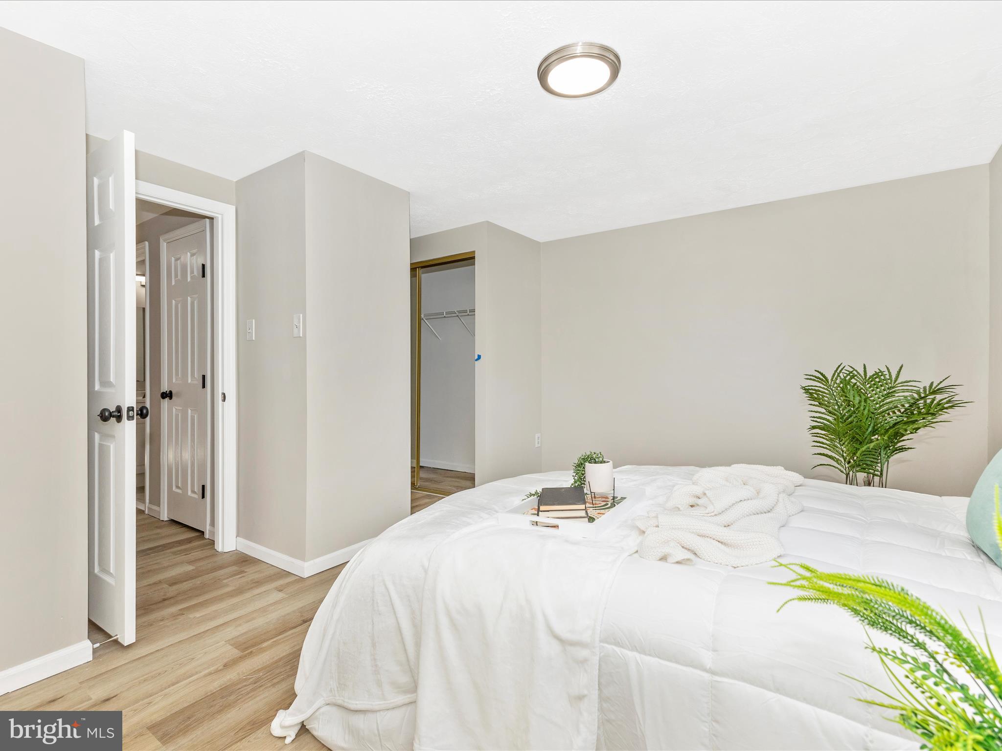PARKVIEW TRAIL - Residential