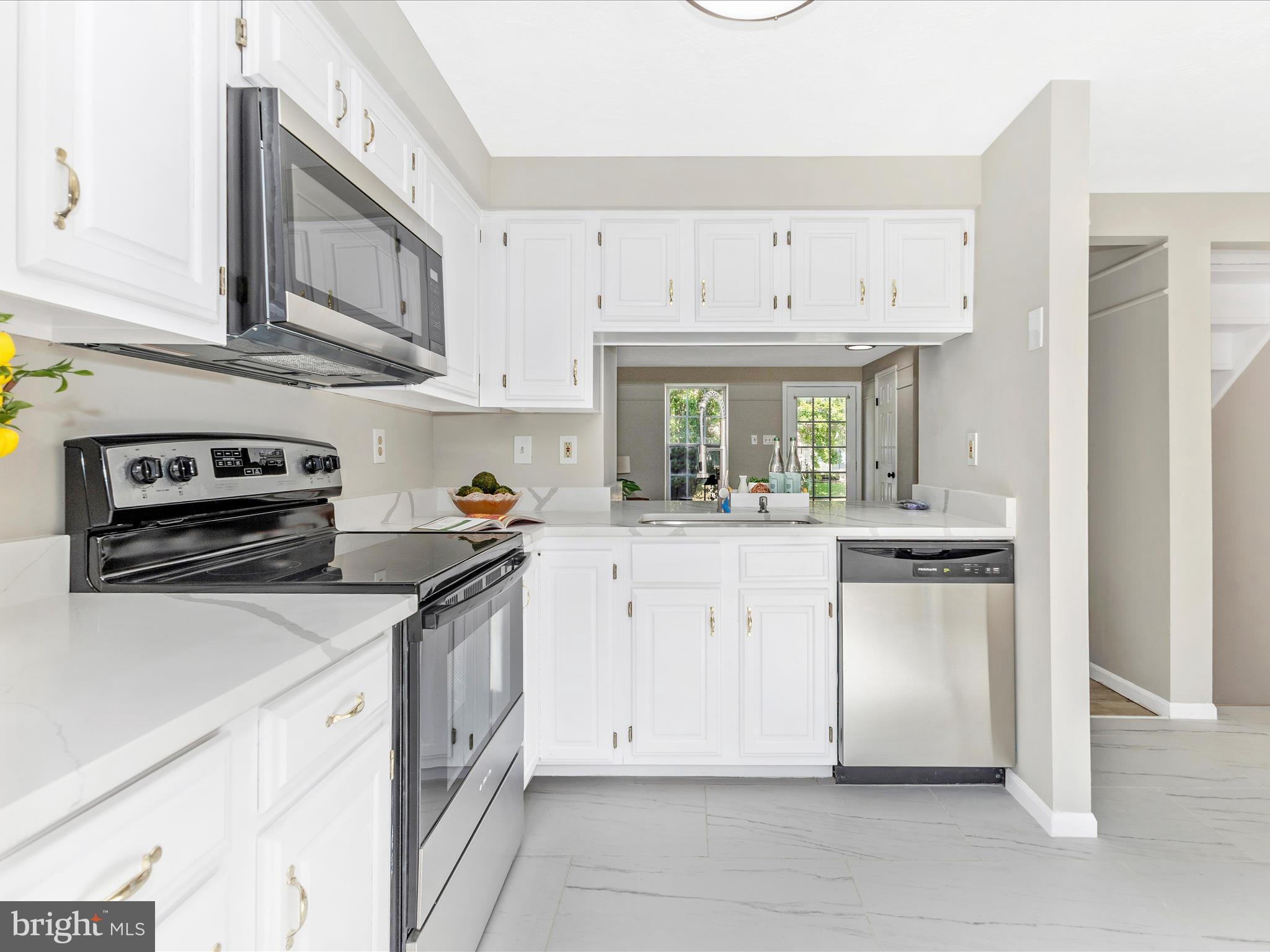 PARKVIEW TRAIL - Residential