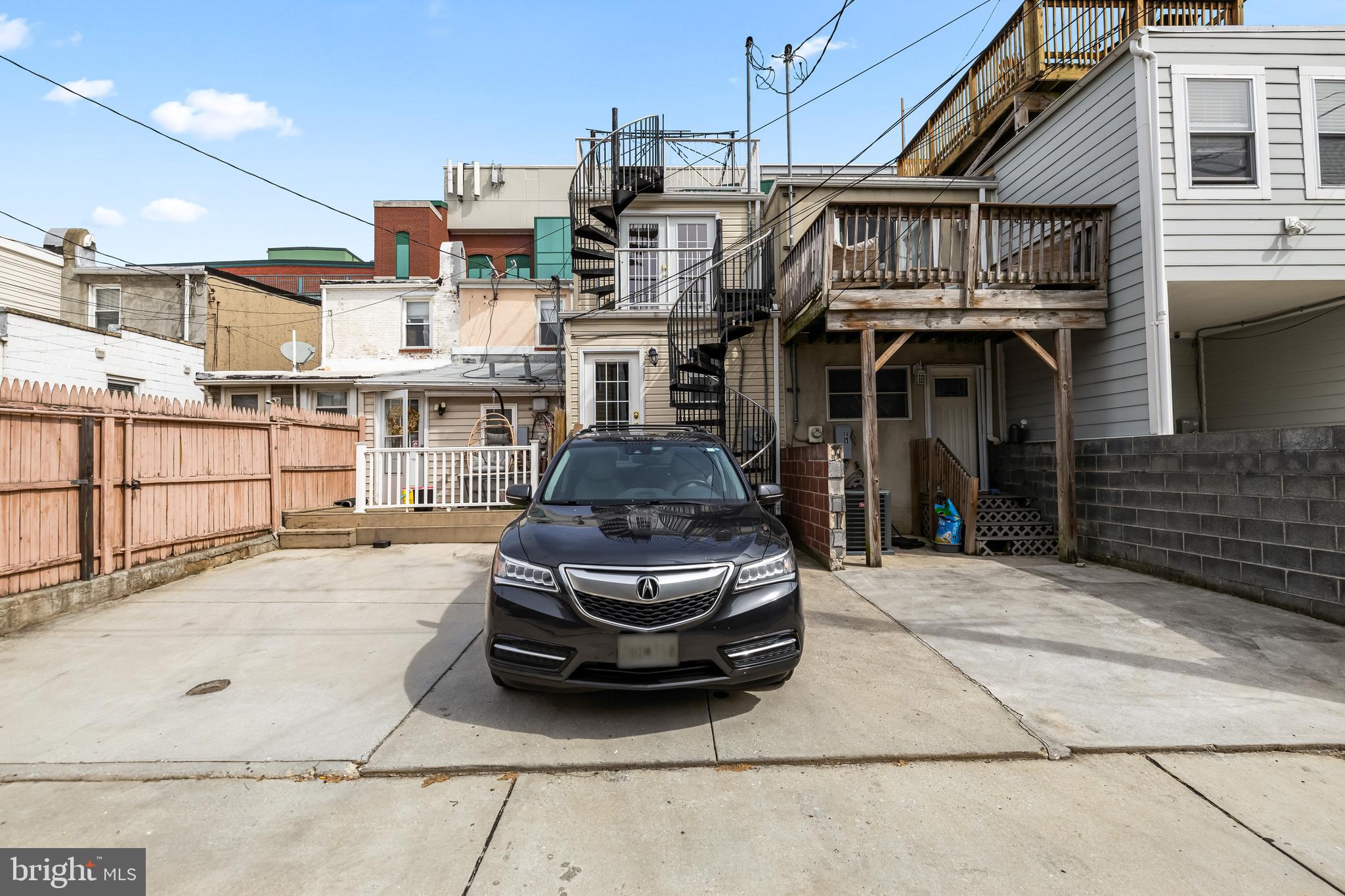 RIVERSIDE - Residential