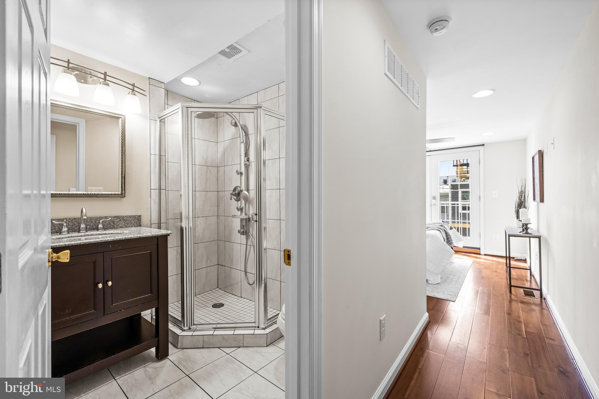 RIVERSIDE - Residential