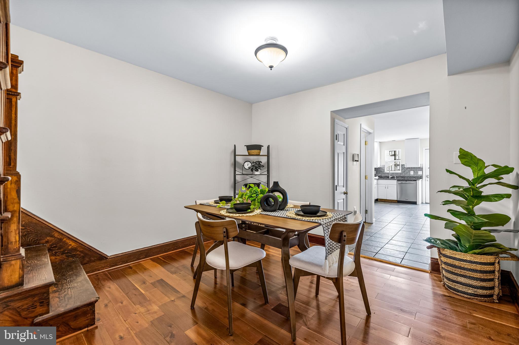 RIVERSIDE - Residential