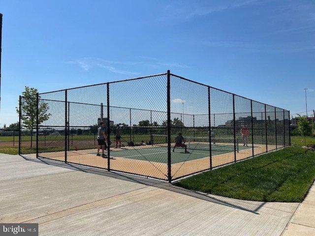 RIVERSIDE - Residential