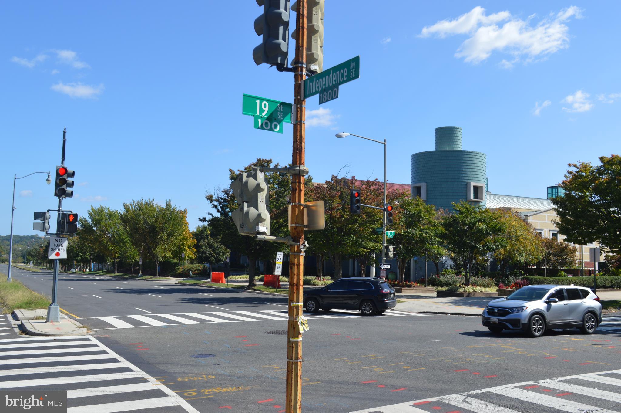 1840 INDEPENDENCE AVENUE SE