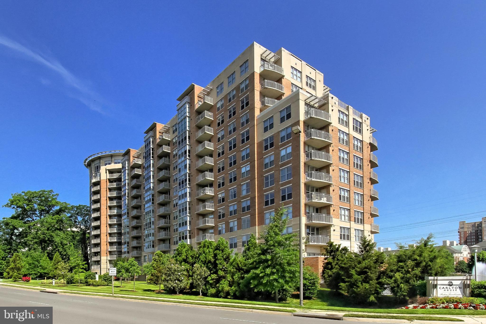 CARLTON HOUSE - Residential