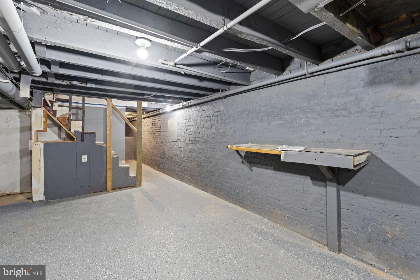 GREENMOUNT WEST - Residential