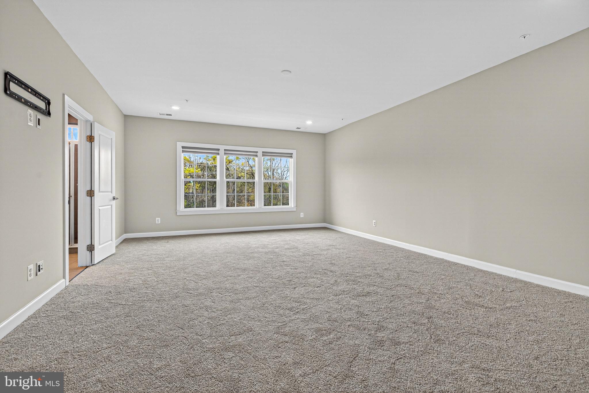 GREENLEIGH AT CROSSROADS - Residential