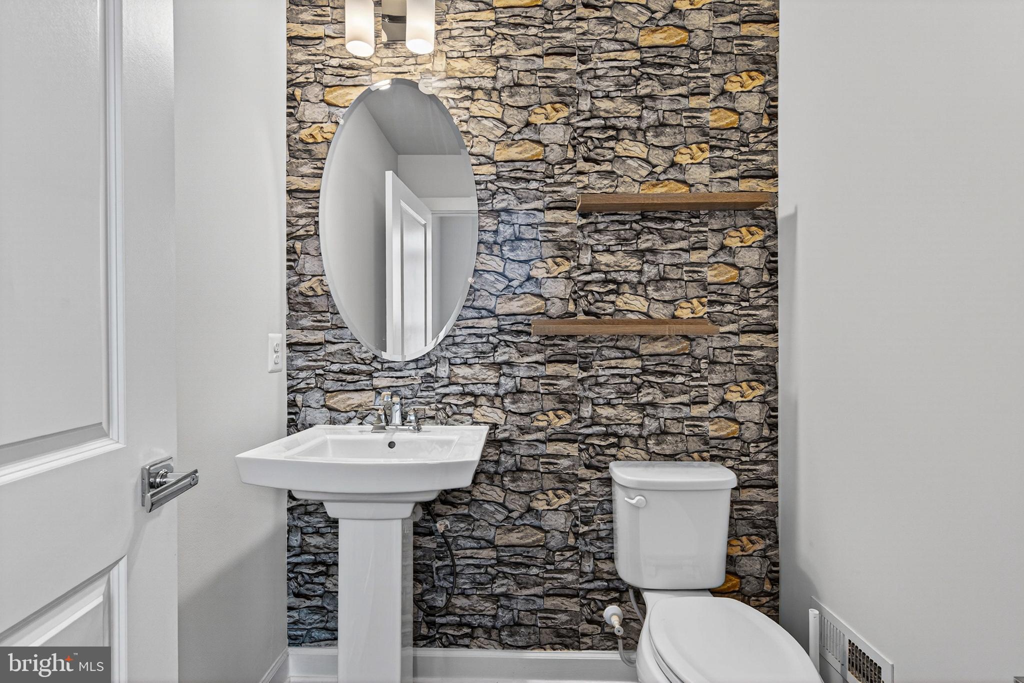 GREENLEIGH AT CROSSROADS - Residential