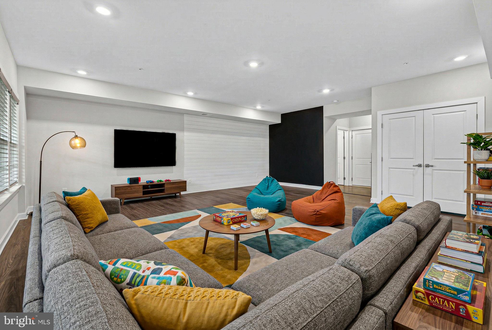 GREENLEIGH AT CROSSROADS - Residential