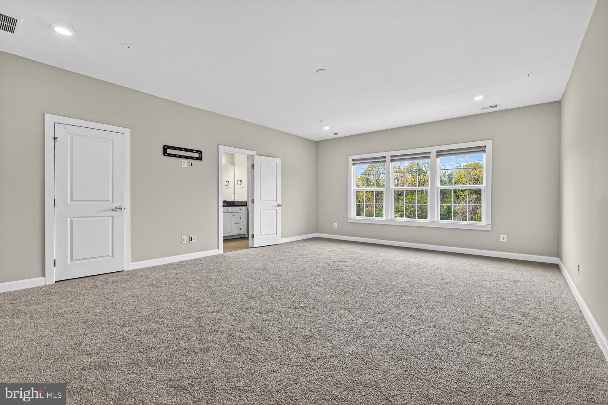 GREENLEIGH AT CROSSROADS - Residential