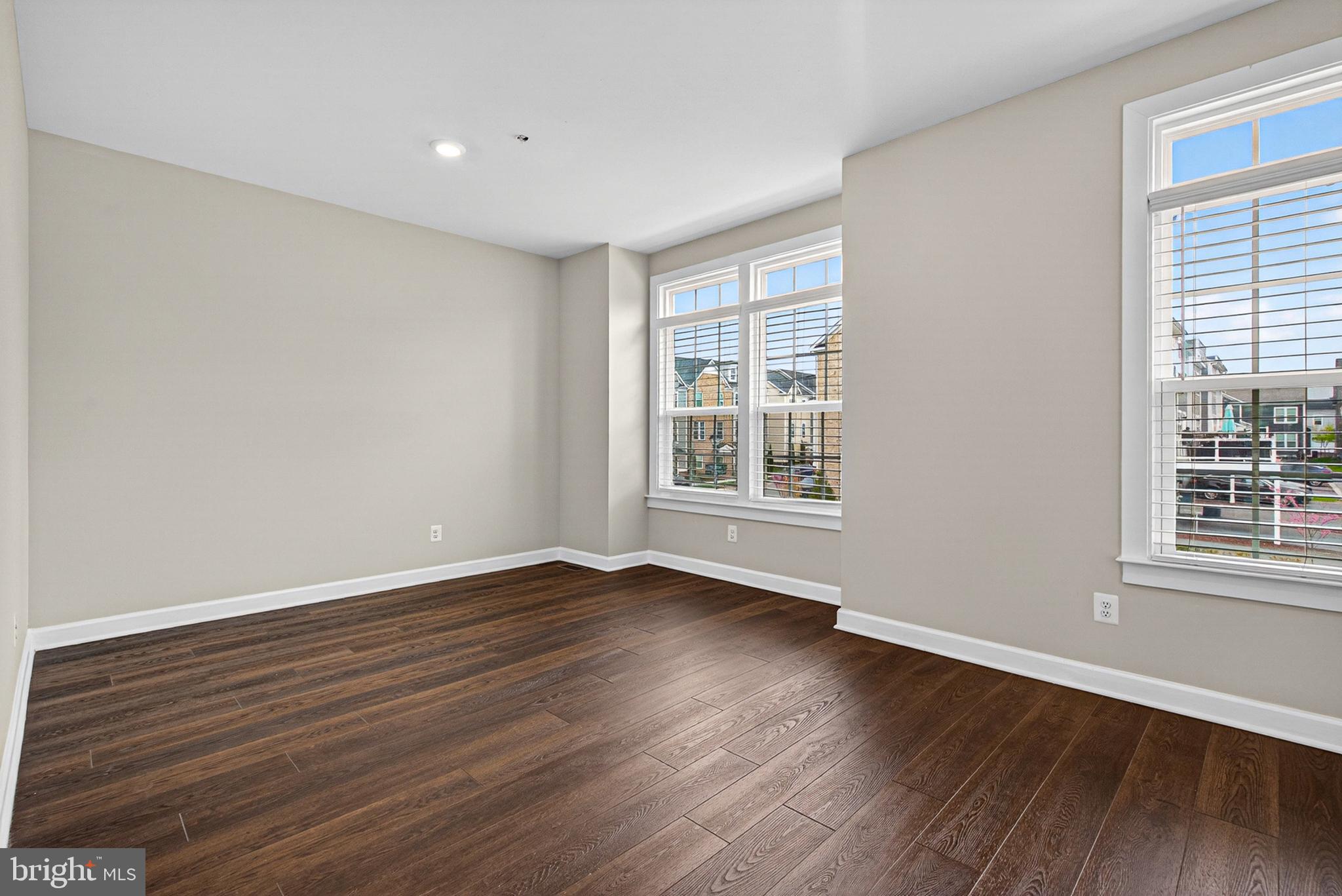 GREENLEIGH AT CROSSROADS - Residential