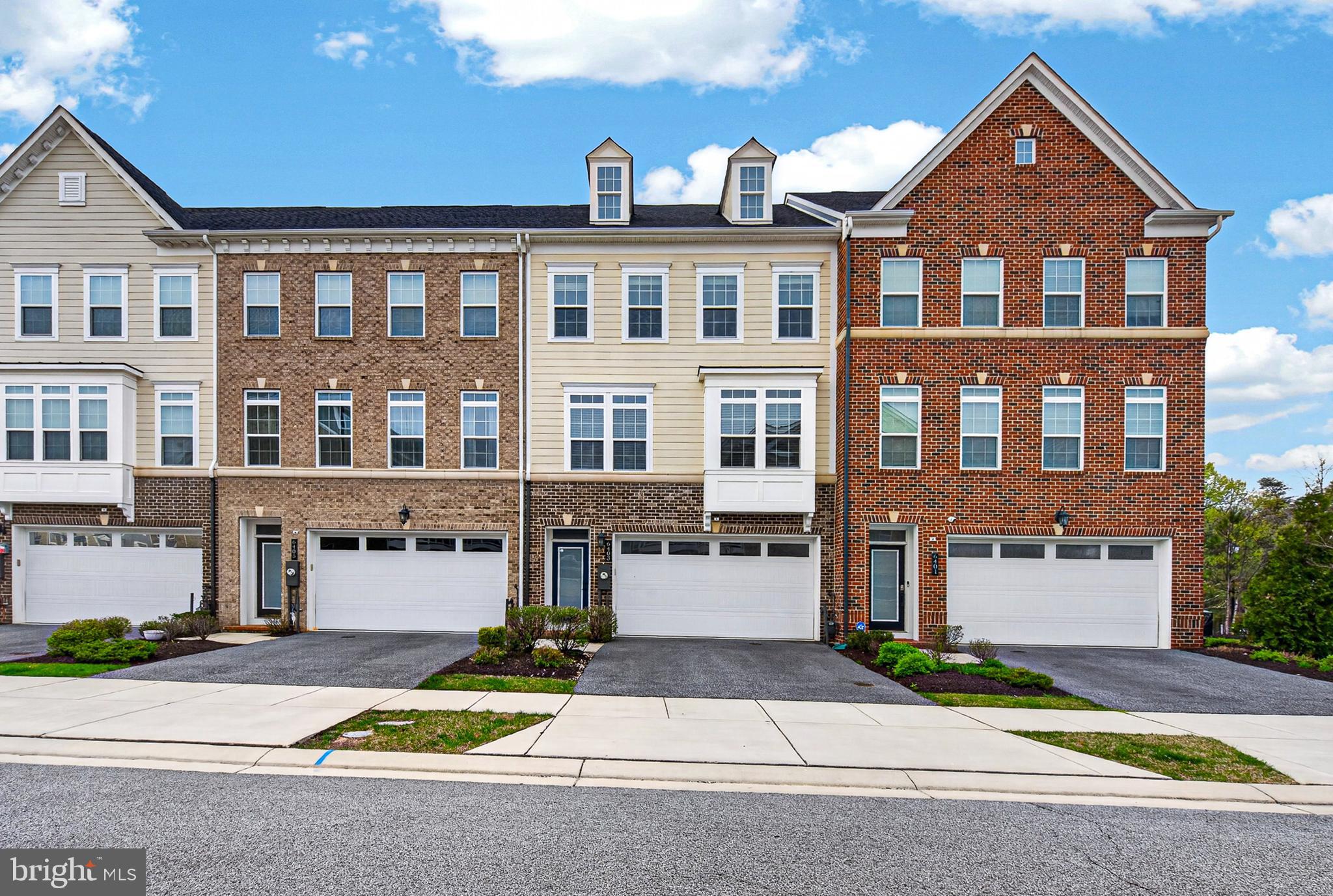 GREENLEIGH AT CROSSROADS - Residential