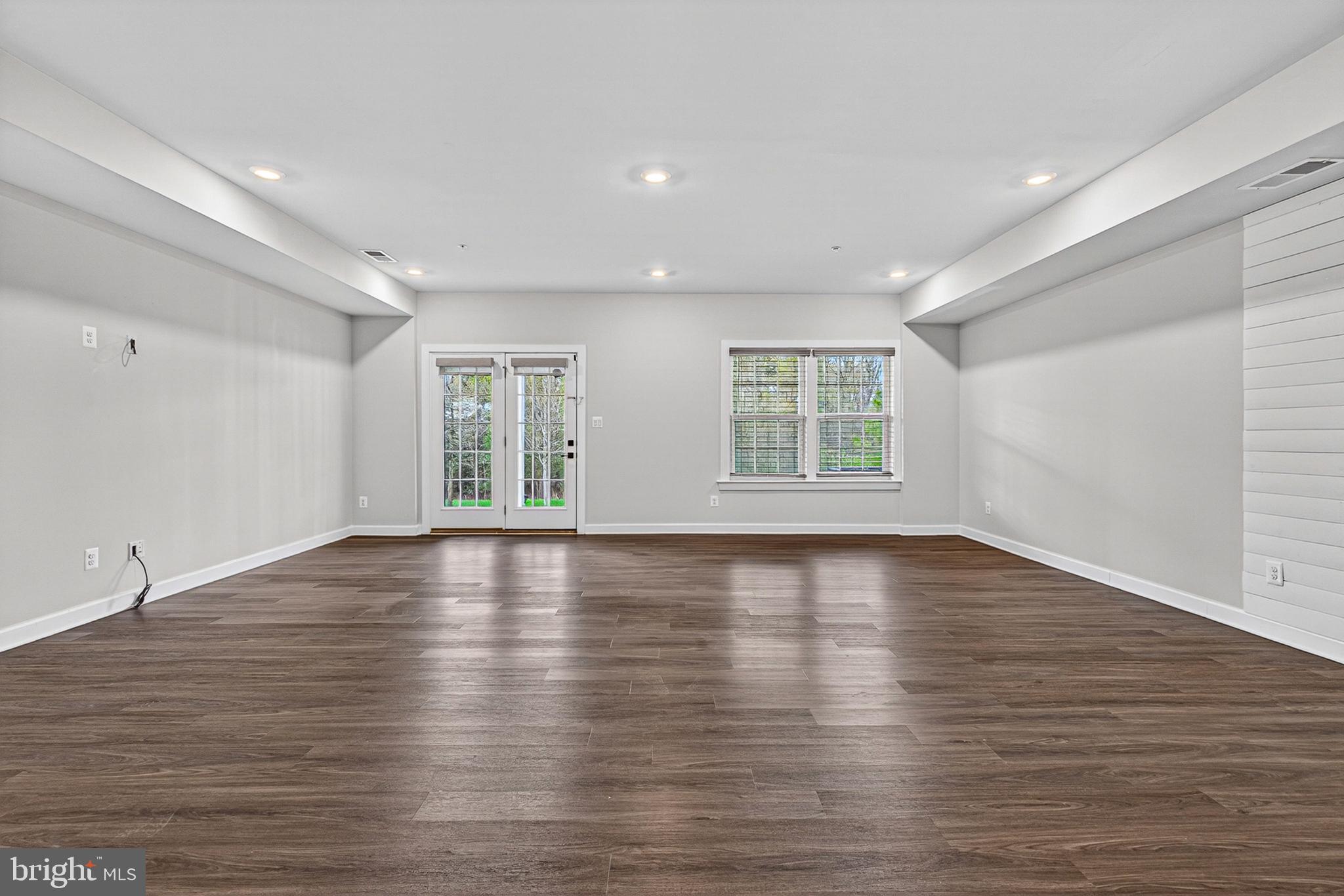 GREENLEIGH AT CROSSROADS - Residential