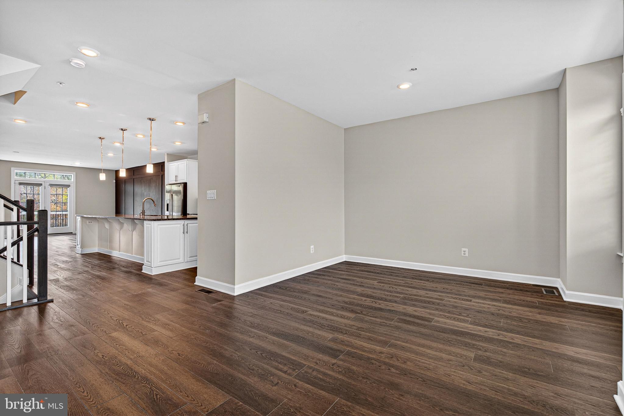 GREENLEIGH AT CROSSROADS - Residential