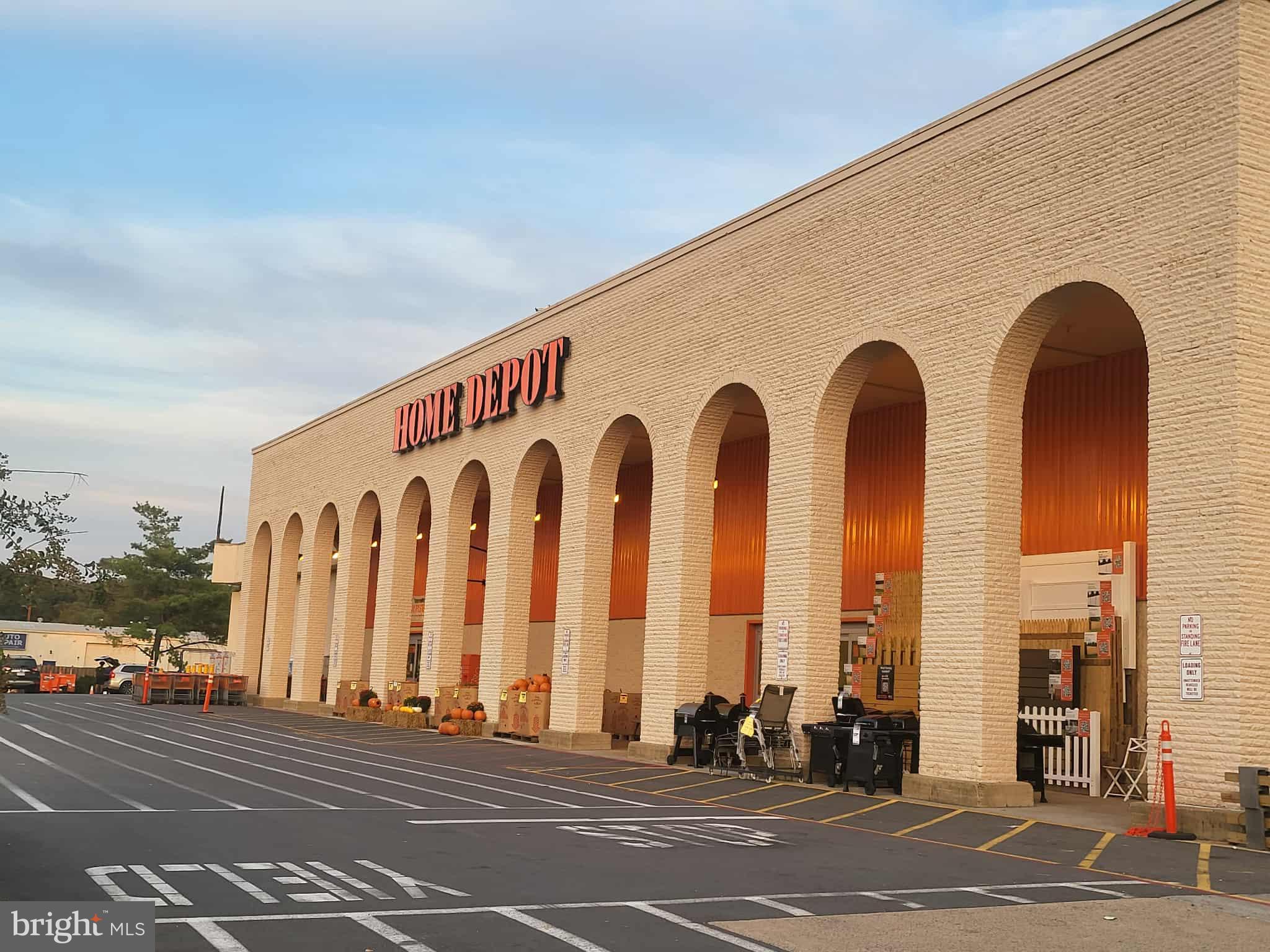 FAIRFAX OAKS - Residential Lease