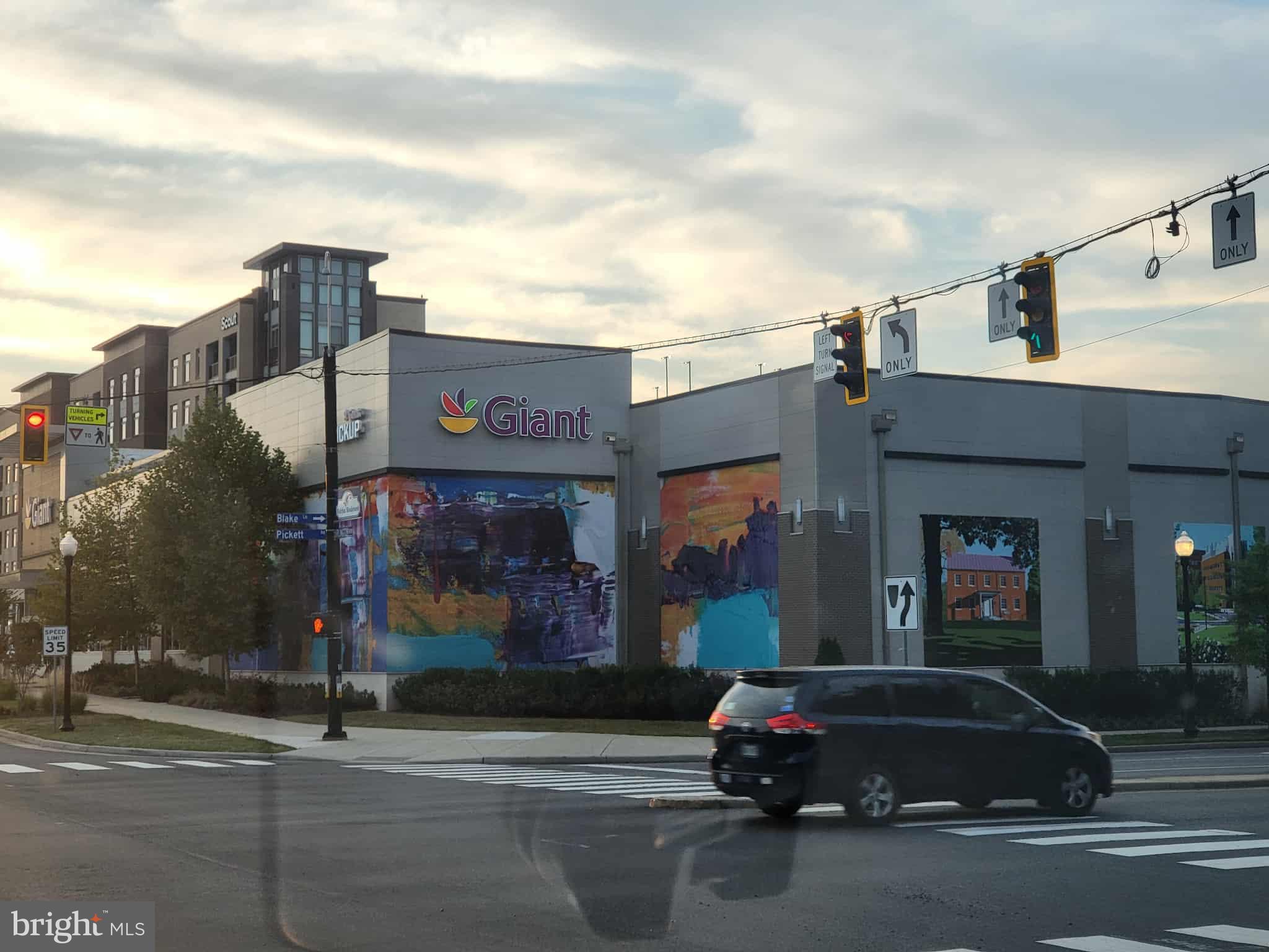 FAIRFAX OAKS - Residential Lease