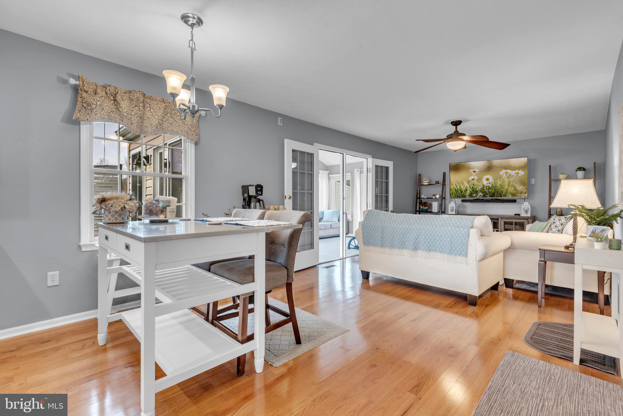 VILLAGE OF BYNUM RUN - Residential