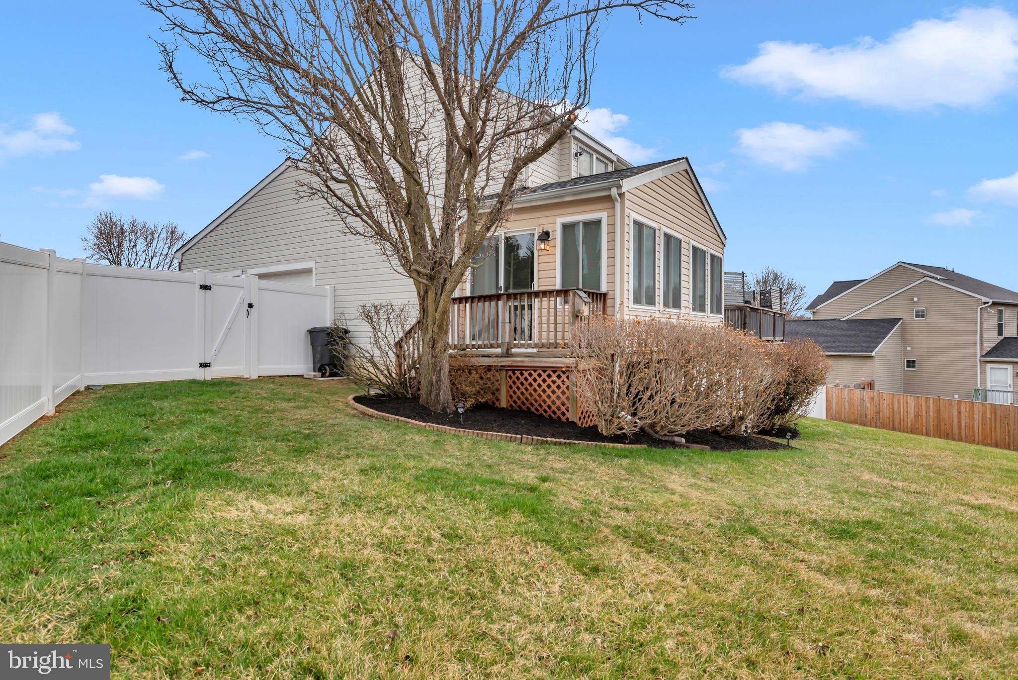 VILLAGE OF BYNUM RUN - Residential