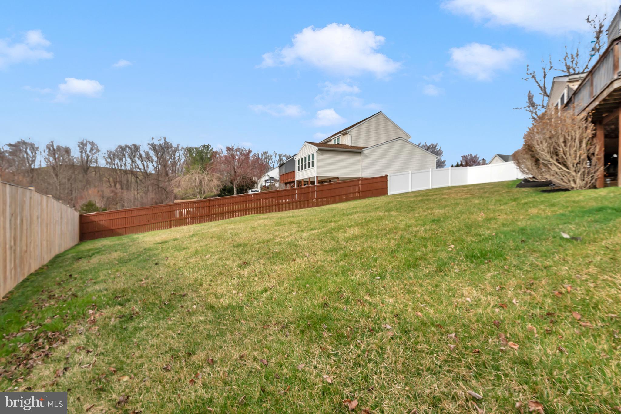 VILLAGE OF BYNUM RUN - Residential