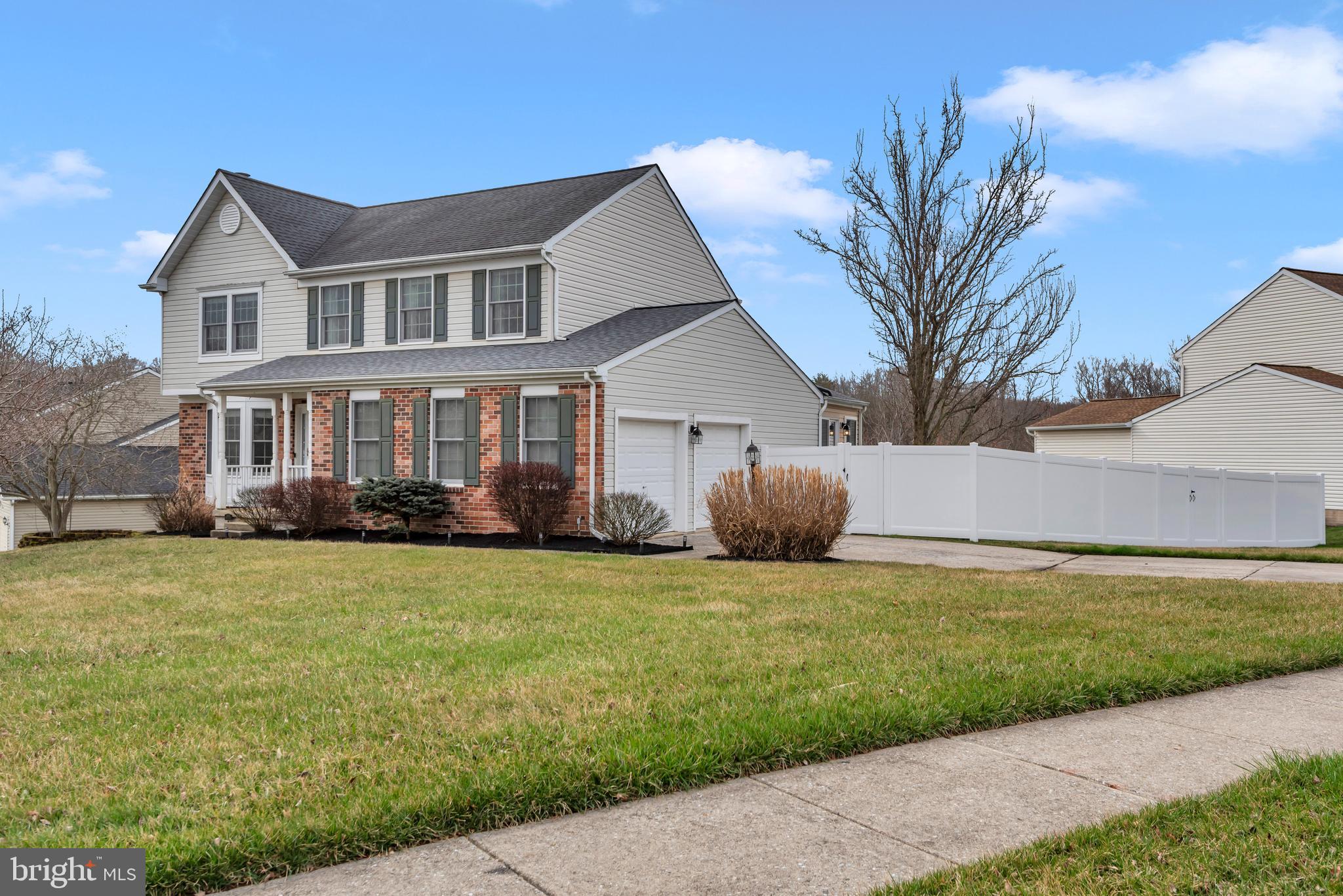 VILLAGE OF BYNUM RUN - Residential