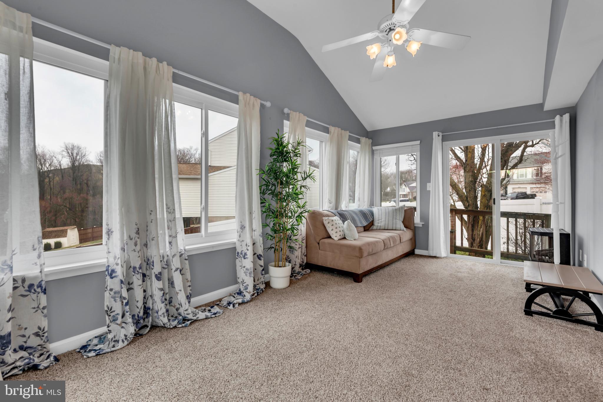 VILLAGE OF BYNUM RUN - Residential